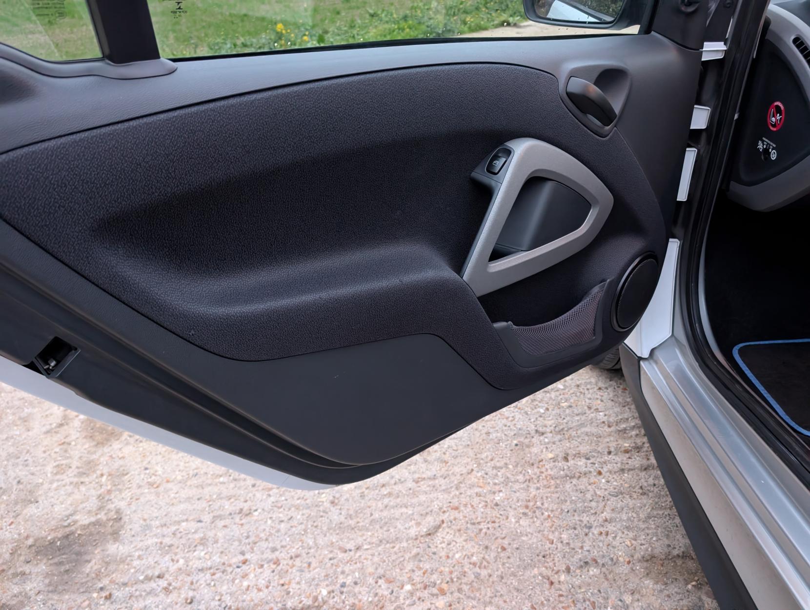 Smart fortwo 1.0 MHD Pure Coupe 2dr Petrol Auto Euro 4 (61 bhp)