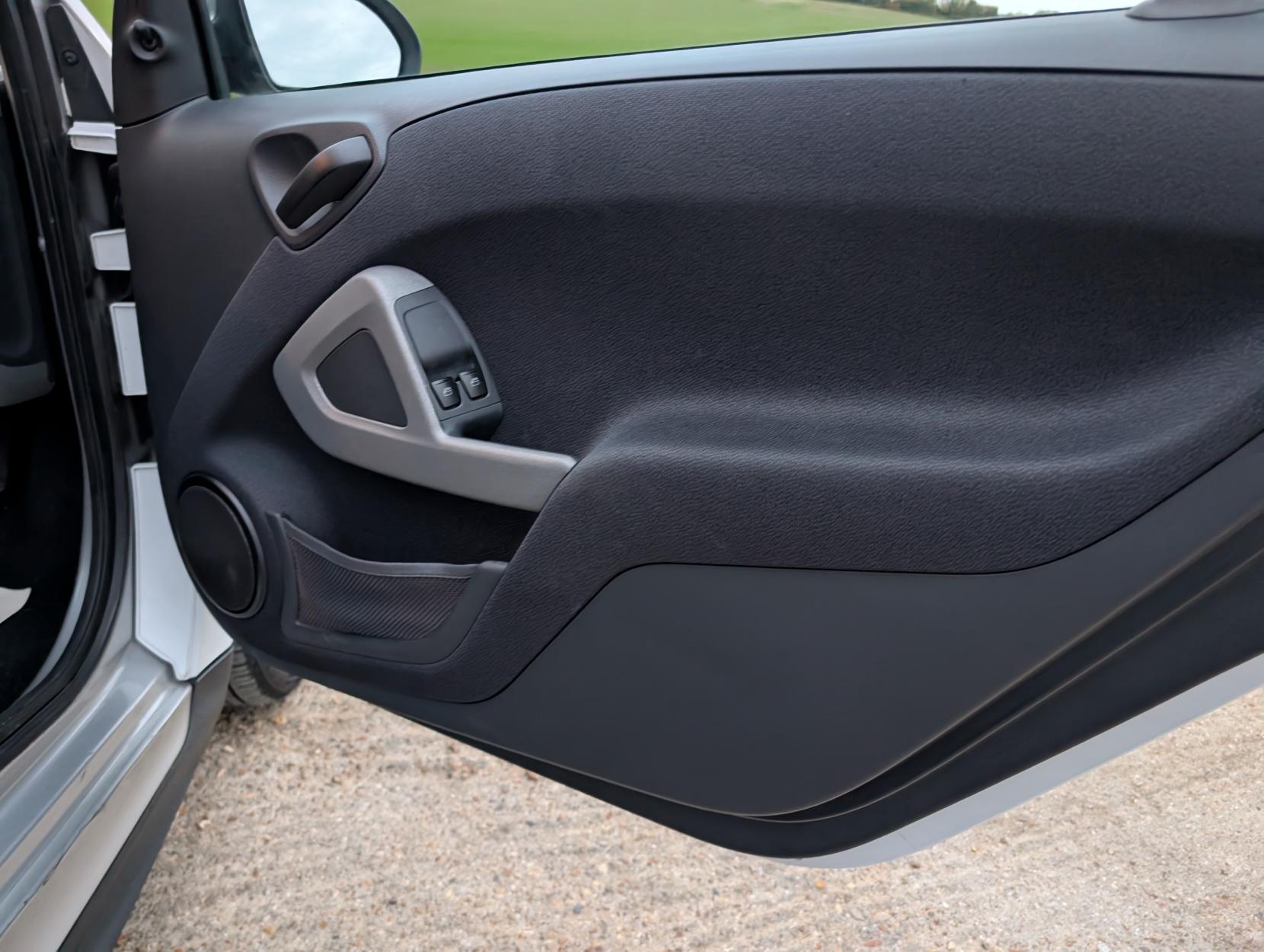 Smart fortwo 1.0 MHD Pure Coupe 2dr Petrol Auto Euro 4 (61 bhp)