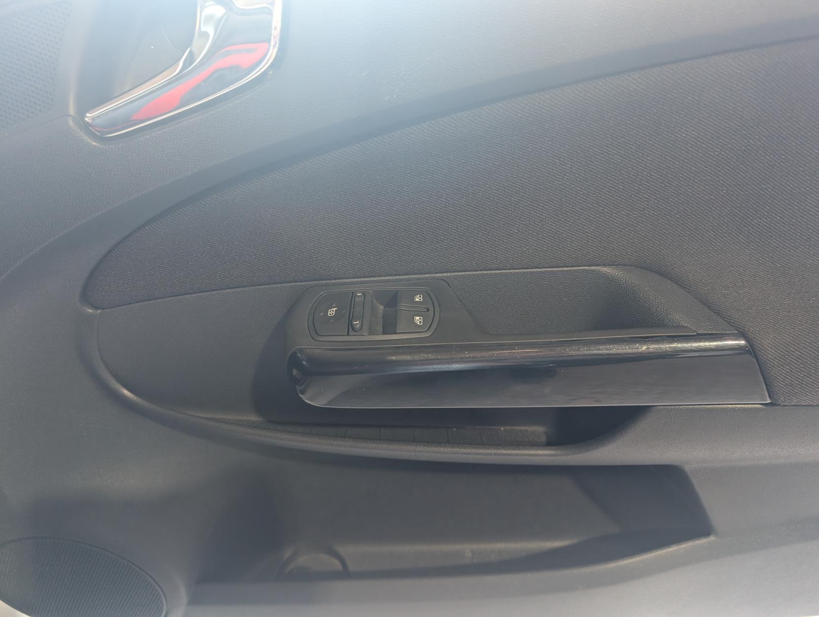 Vauxhall Corsa 1.4 16V SRi Hatchback 3dr Petrol Manual Euro 5 (A/C) (100 ps)