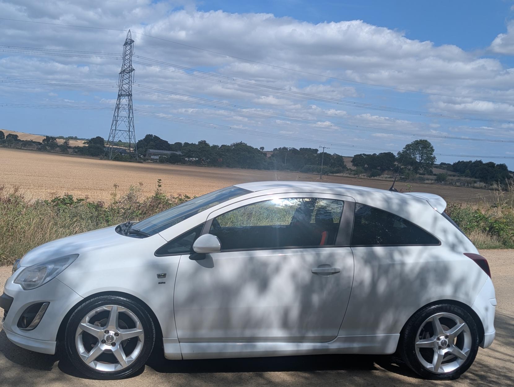 Vauxhall Corsa 1.4 16V SRi Hatchback 3dr Petrol Manual Euro 5 (A/C) (100 ps)