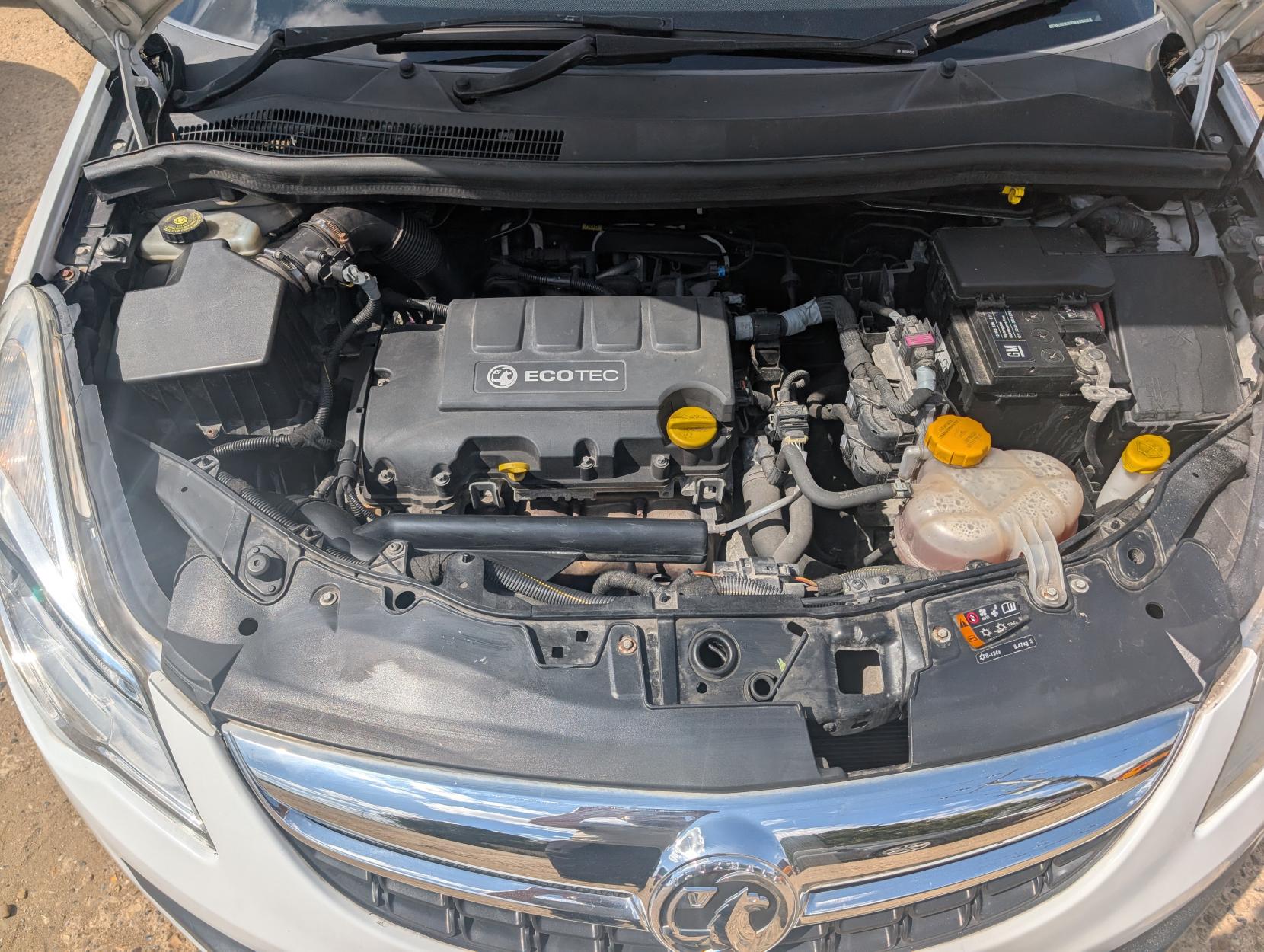 Vauxhall Corsa 1.4 16V SRi Hatchback 3dr Petrol Manual Euro 5 (A/C) (100 ps)