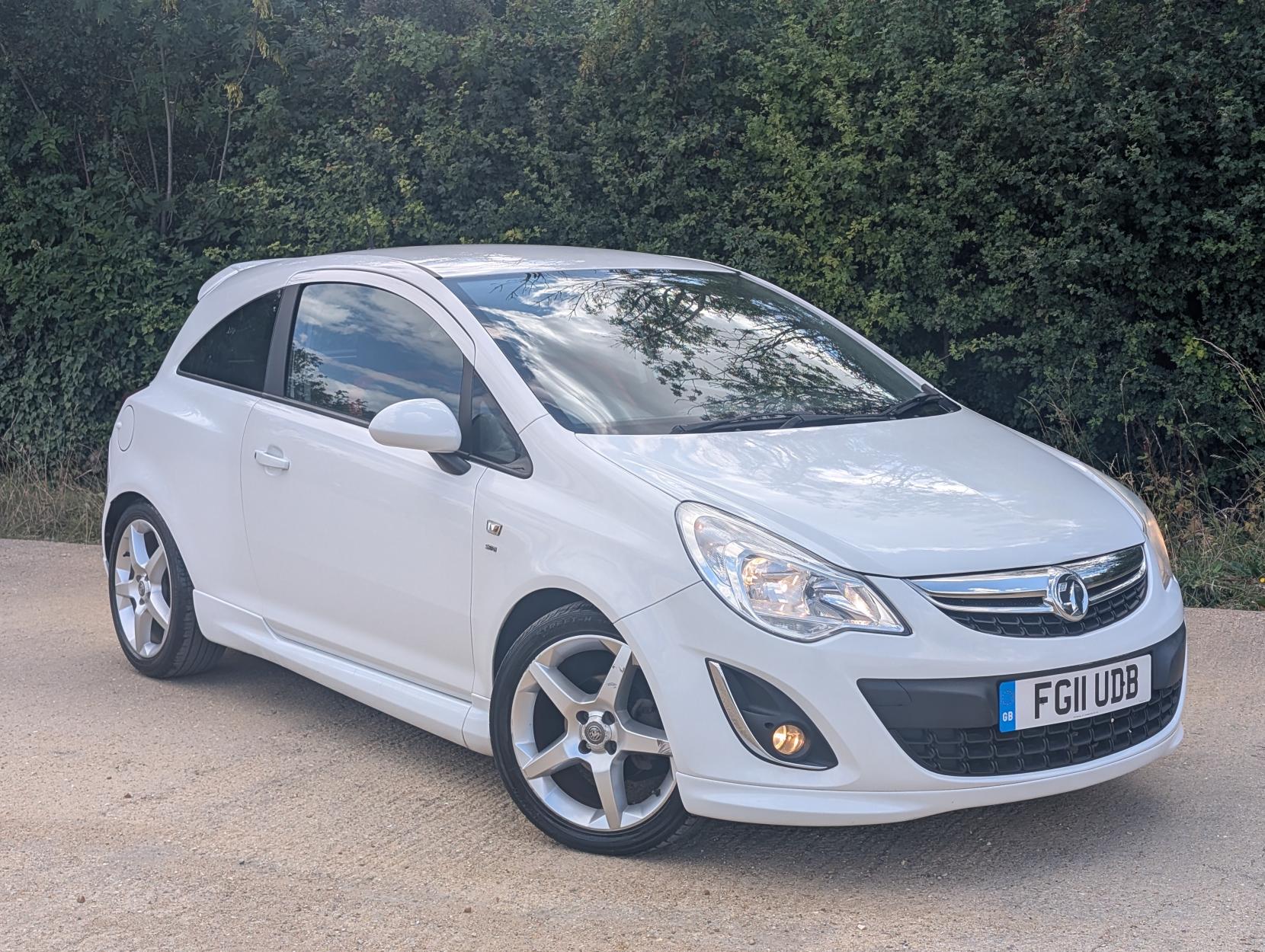 Vauxhall Corsa 1.4 16V SRi Hatchback 3dr Petrol Manual Euro 5 (A/C) (100 ps)