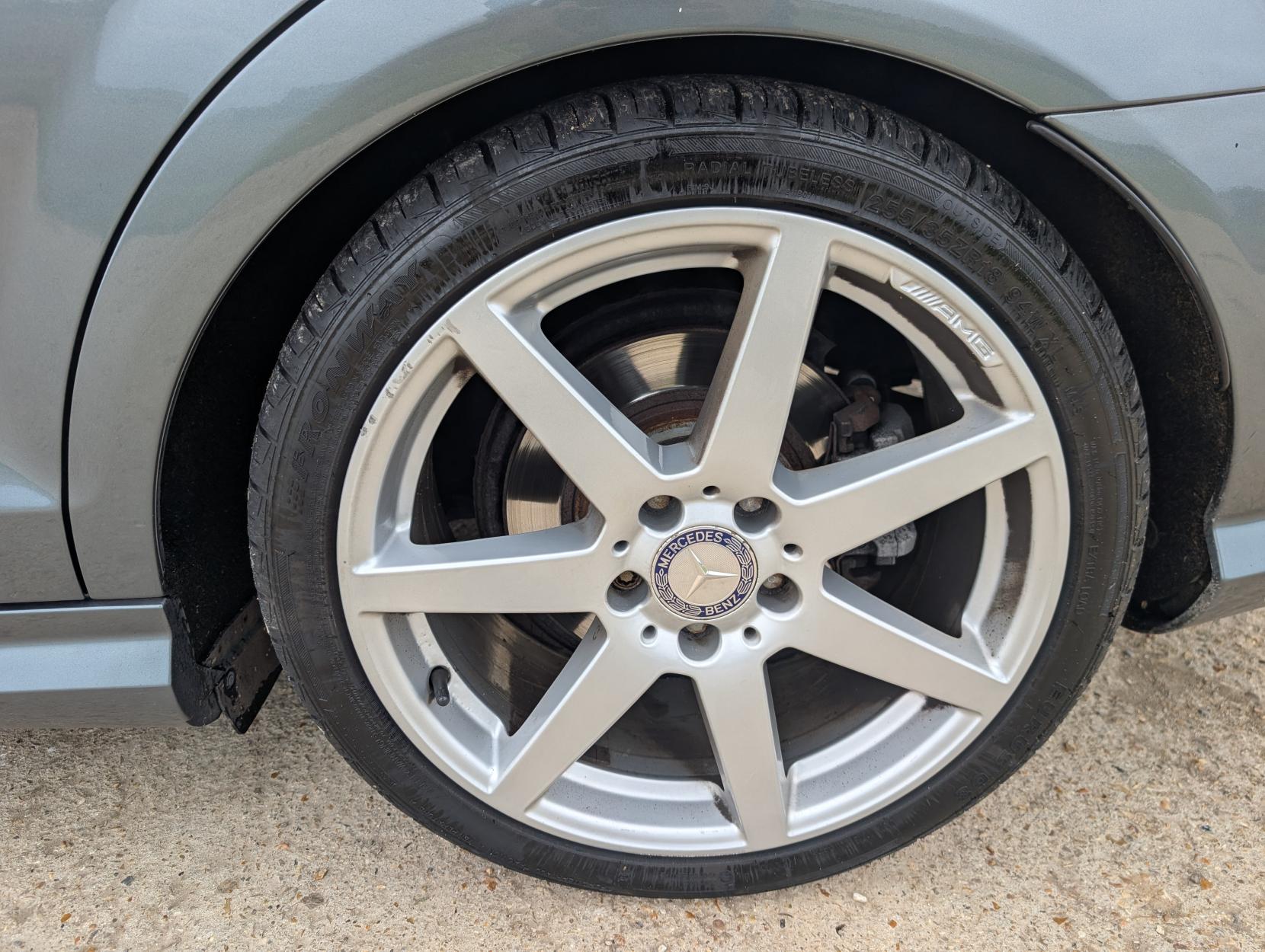 Mercedes-Benz C Class 2.1 C200 CDI BlueEfficiency Sport Saloon 4dr Diesel G-Tronic+ Euro 5 (s/s) (136 ps)