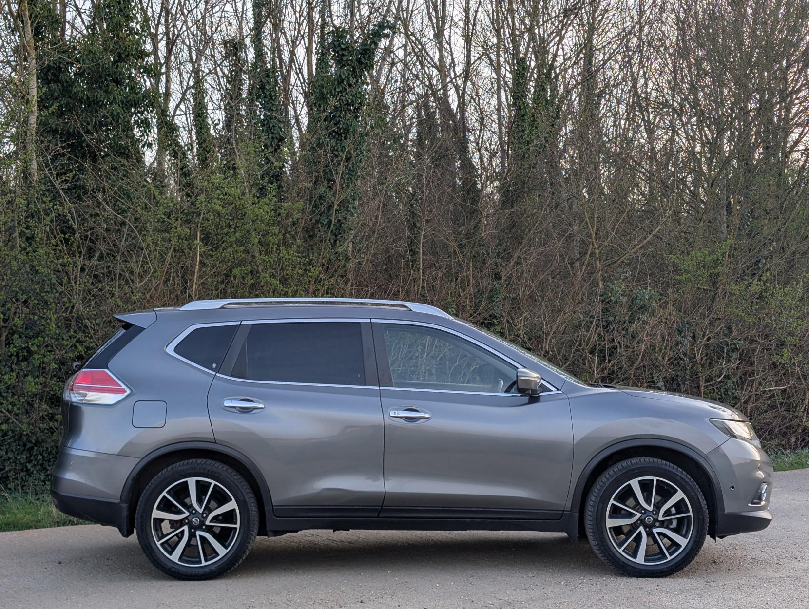 Nissan X-Trail 1.6 dCi Tekna SUV 5dr Diesel Manual 4WD Euro 6 (s/s) (130 ps)