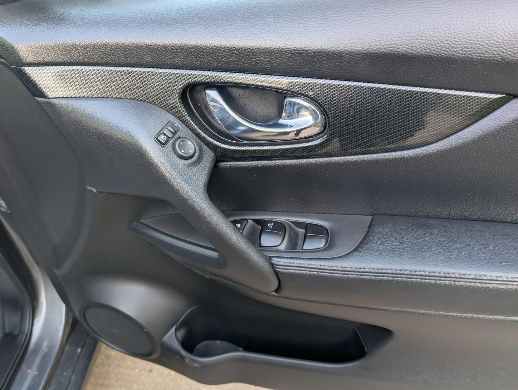 Nissan X-Trail 1.6 dCi Tekna SUV 5dr Diesel Manual 4WD Euro 6 (s/s) (130 ps)