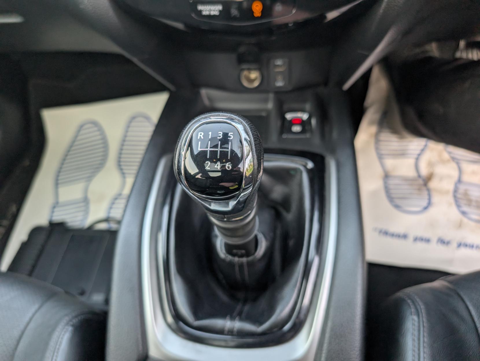 Nissan X-Trail 1.6 dCi Tekna SUV 5dr Diesel Manual 4WD Euro 6 (s/s) (130 ps)