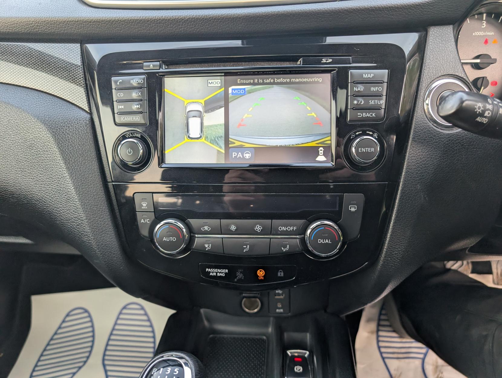 Nissan X-Trail 1.6 dCi Tekna SUV 5dr Diesel Manual 4WD Euro 6 (s/s) (130 ps)