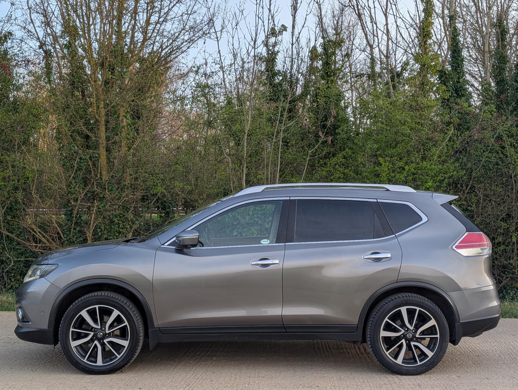 Nissan X-Trail 1.6 dCi Tekna SUV 5dr Diesel Manual 4WD Euro 6 (s/s) (130 ps)