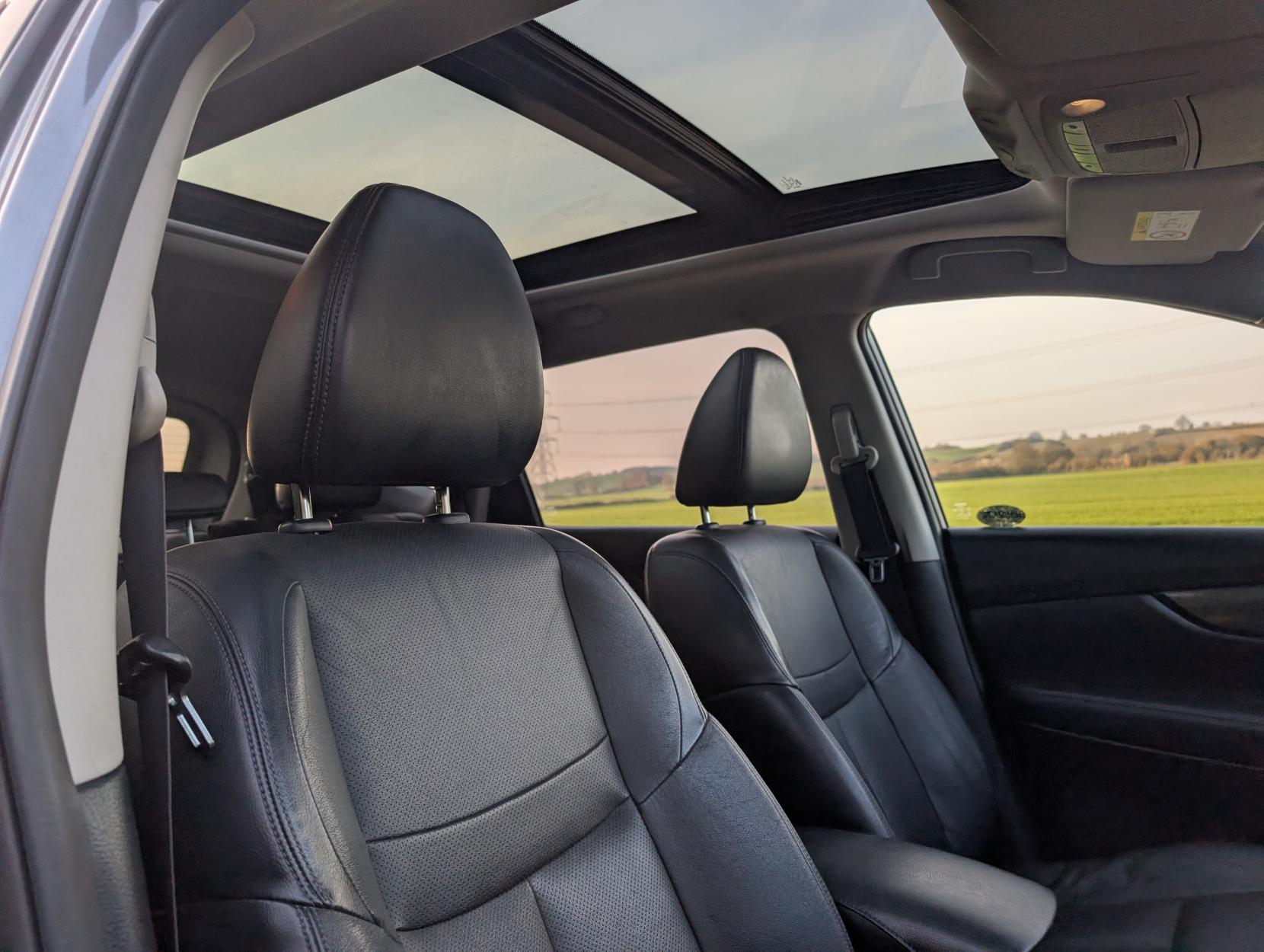 Nissan X-Trail 1.6 dCi Tekna SUV 5dr Diesel Manual 4WD Euro 6 (s/s) (130 ps)