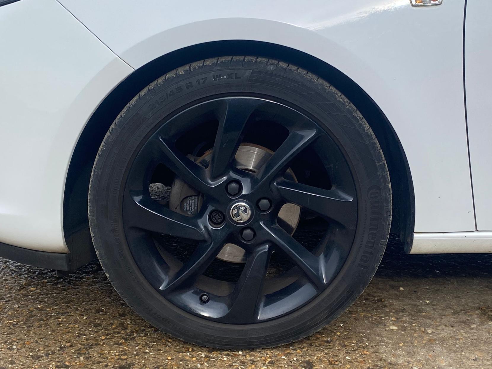 Vauxhall ADAM 1.2i ecoFLEX ENERGISED Hatchback 3dr Petrol Manual Euro 6 (s/s) (70 ps)