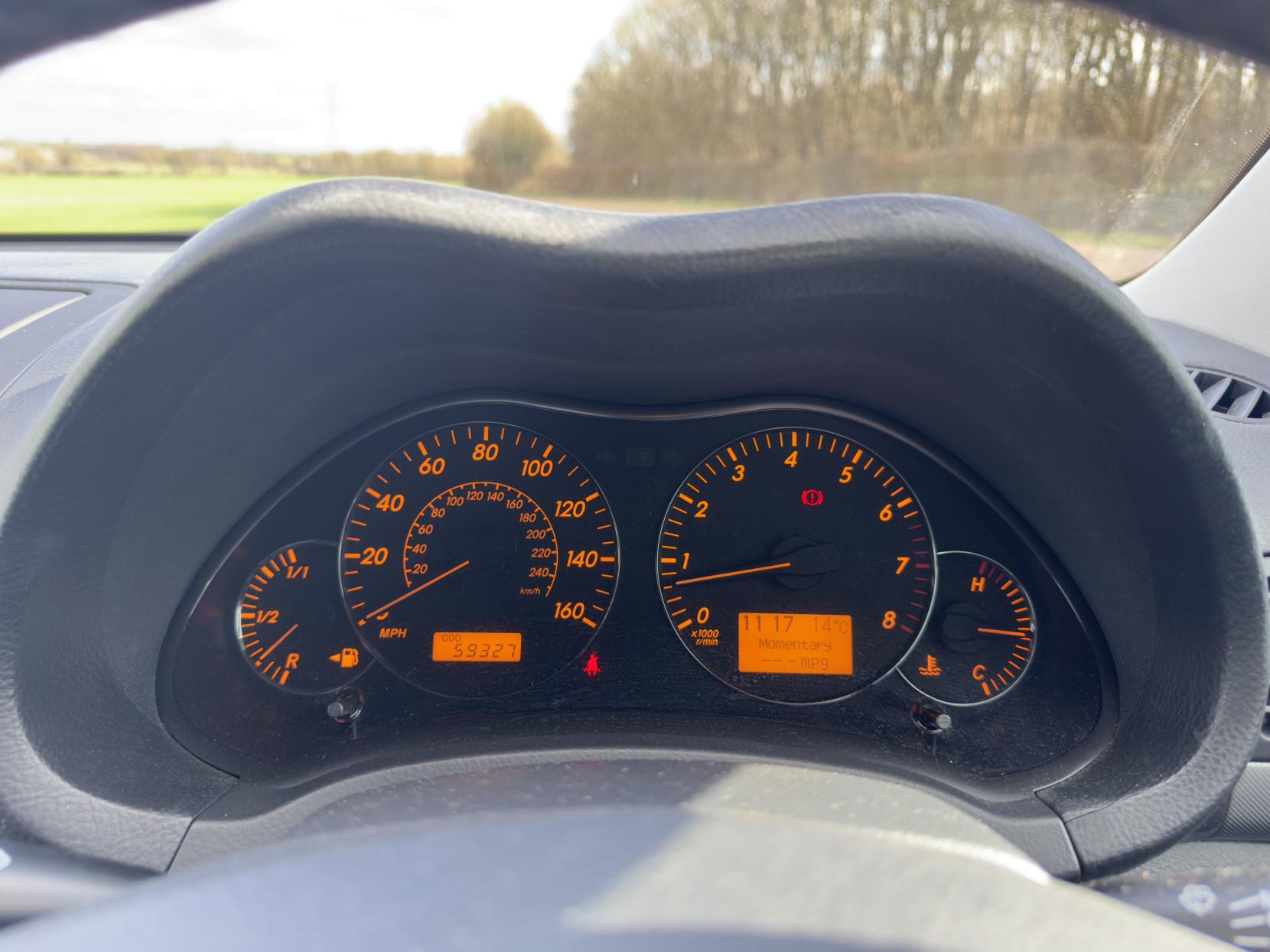 Toyota Avensis 1.8 VVT-i T3-X Hatchback 5dr Petrol Manual (171 g/km, 127 bhp)