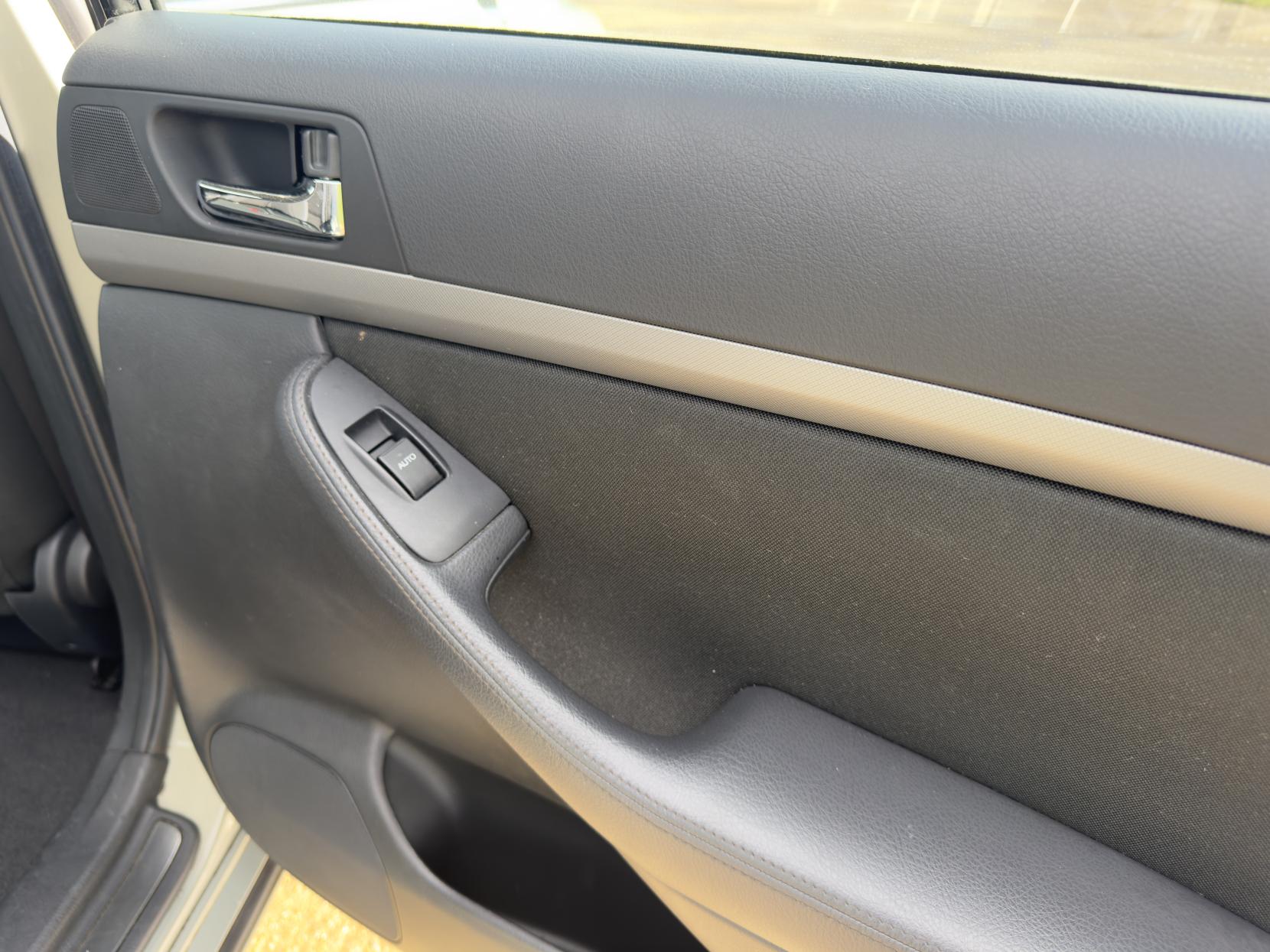 Toyota Avensis 1.8 VVT-i T3-X Hatchback 5dr Petrol Manual (171 g/km, 127 bhp)