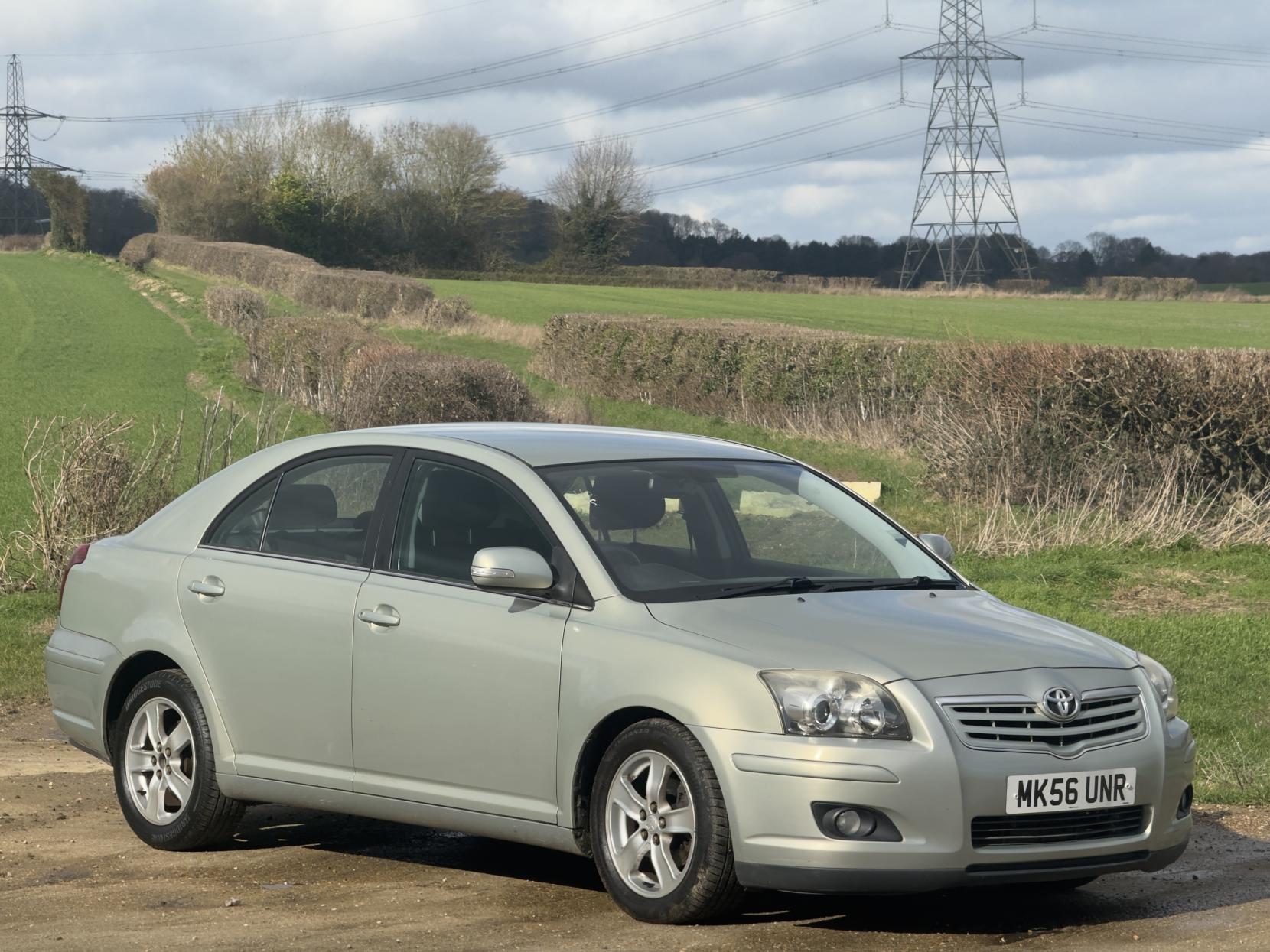 Toyota Avensis 1.8 VVT-i T3-X Hatchback 5dr Petrol Manual (171 g/km, 127 bhp)