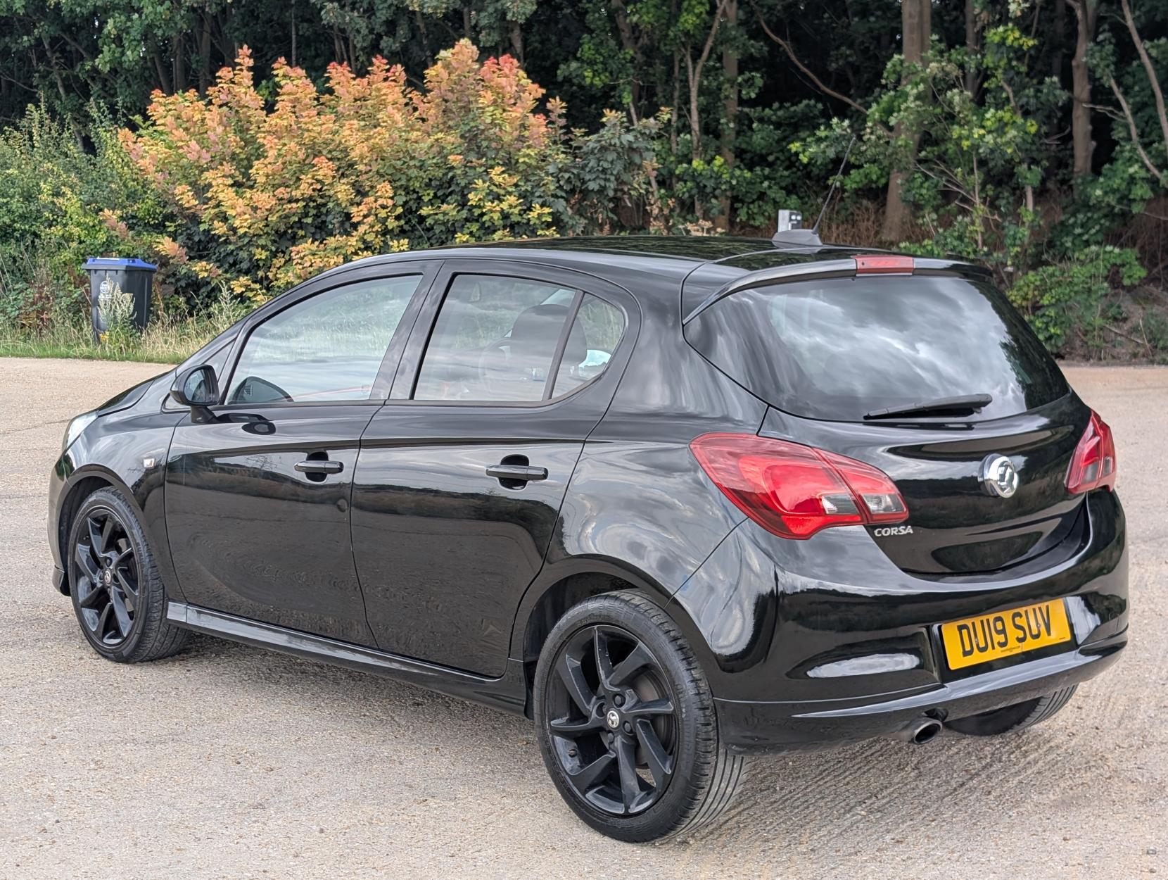 Vauxhall Corsa 1.4i ecoTEC SRi VX Line Nav Black Hatchback 5dr Petrol Manual Euro 6 (90 ps)