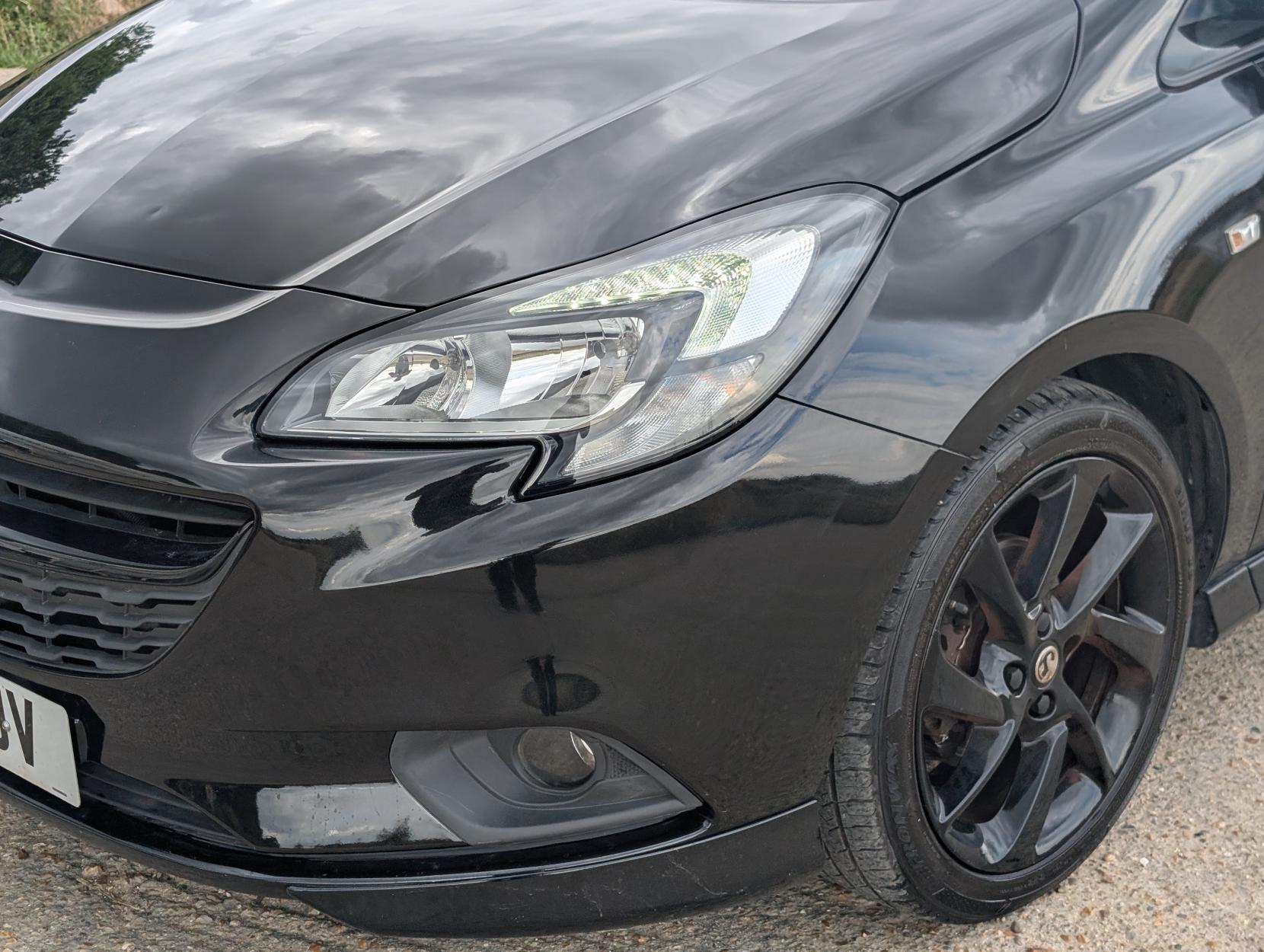 Vauxhall Corsa 1.4i ecoTEC SRi VX Line Nav Black Hatchback 5dr Petrol Manual Euro 6 (90 ps)