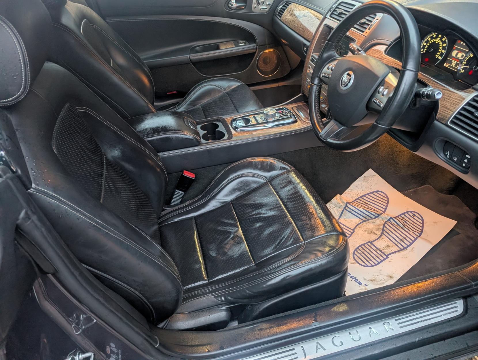 Jaguar XK 5.0 V8 Portfolio Coupe 2dr Petrol Auto Euro 5 (385 ps)