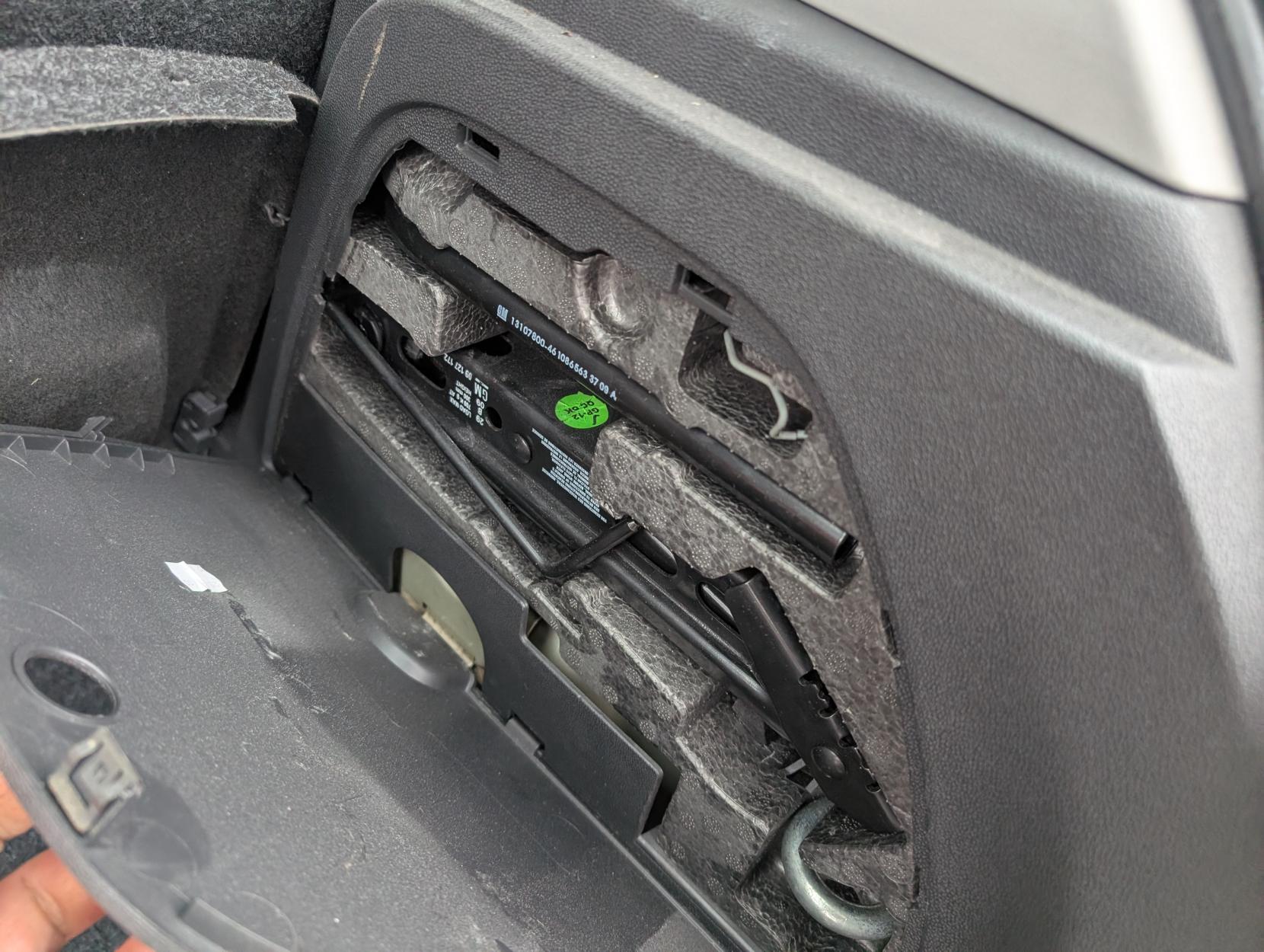 Vauxhall Corsa 1.4i 16v SE Hatchback 5dr Petrol Automatic (a/c) (138 g/km, 99 bhp)