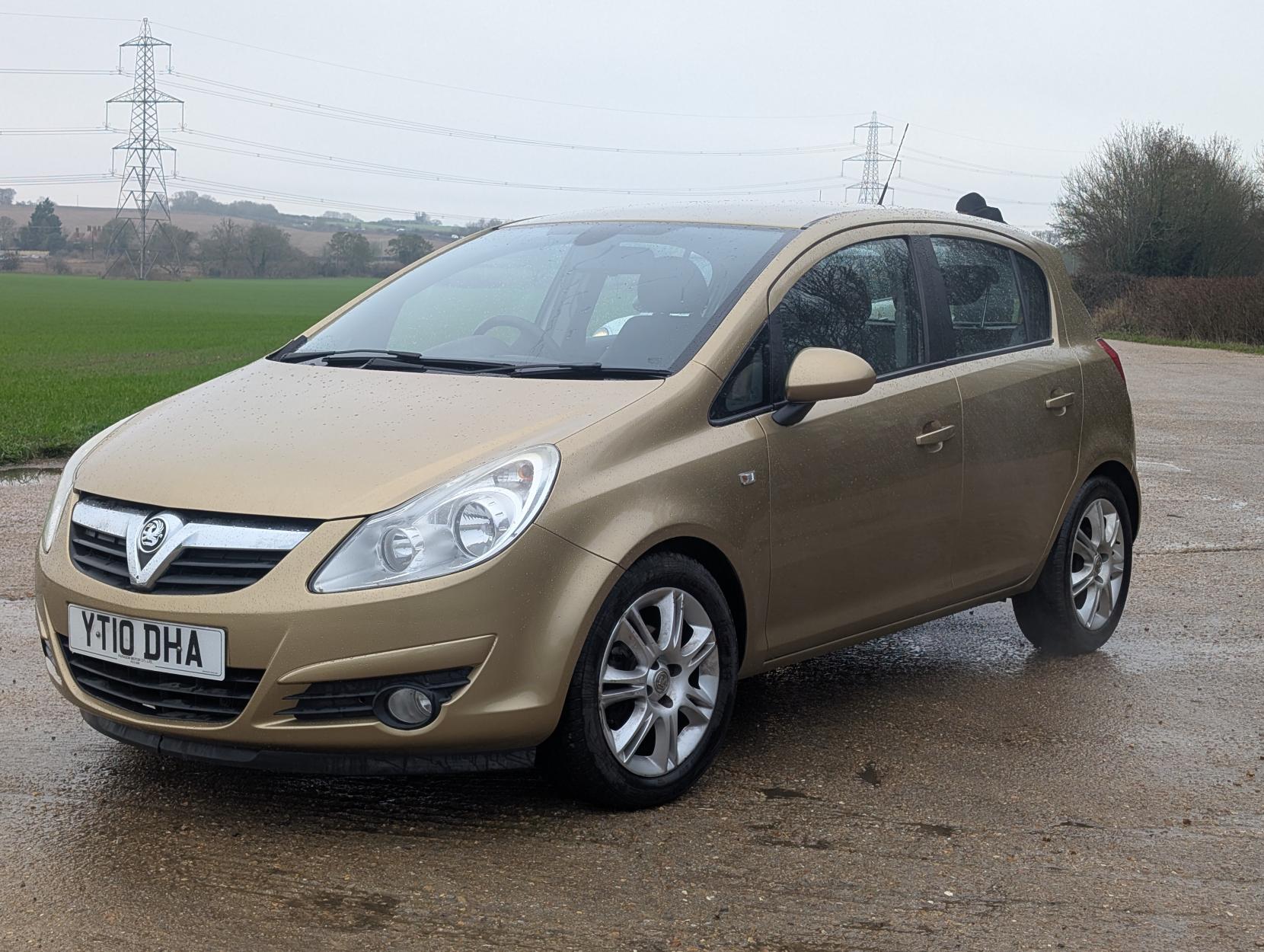 Vauxhall Corsa 1.4i 16v SE Hatchback 5dr Petrol Automatic (a/c) (138 g/km, 99 bhp)