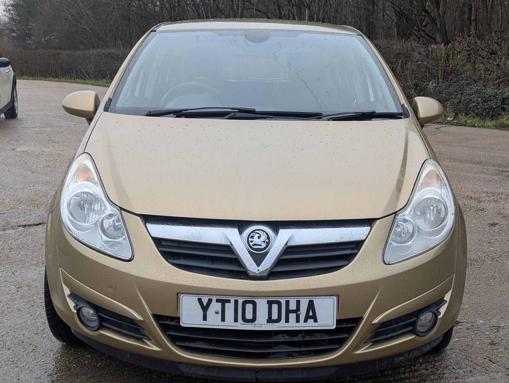 Vauxhall Corsa 1.4i 16v SE Hatchback 5dr Petrol Automatic (a/c) (138 g/km, 99 bhp)