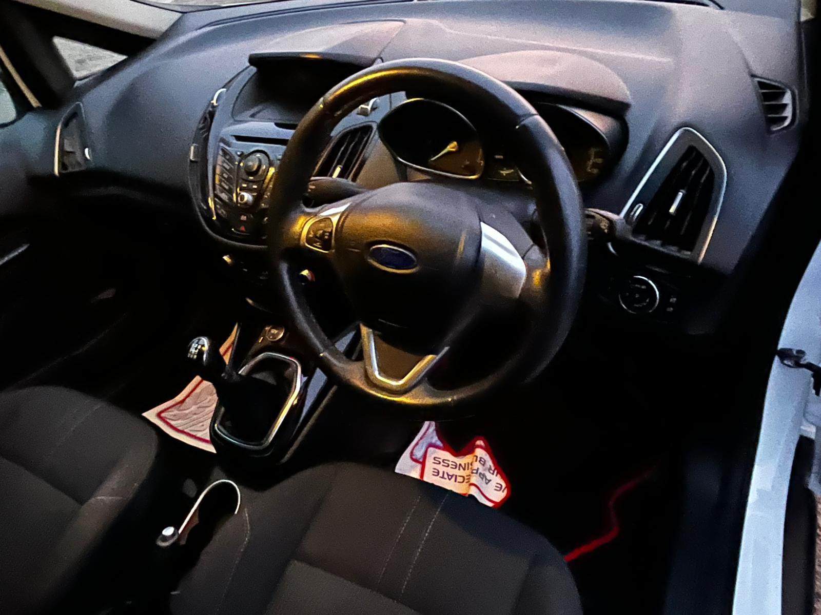 Ford B-Max 1.0T EcoBoost Zetec MPV 5dr Petrol Manual Euro 5 (100 ps)