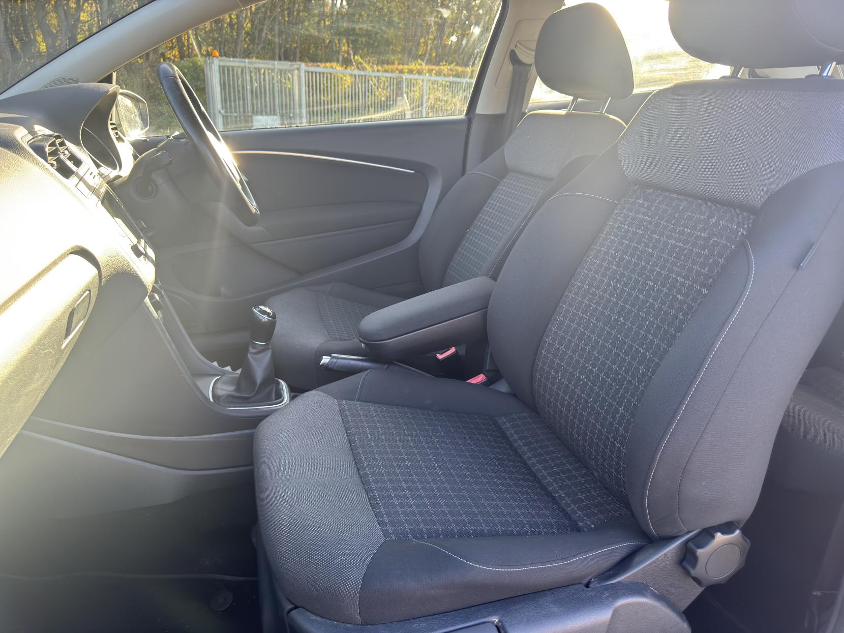 Volkswagen Polo 1.2 TSI BlueMotion Tech SE Hatchback 3dr Petrol Manual Euro 6 (s/s) (90 ps)