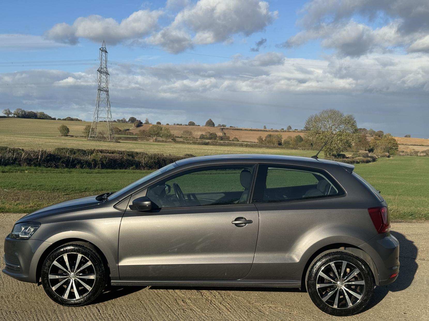 Volkswagen Polo 1.2 TSI BlueMotion Tech SE Hatchback 3dr Petrol Manual Euro 6 (s/s) (90 ps)