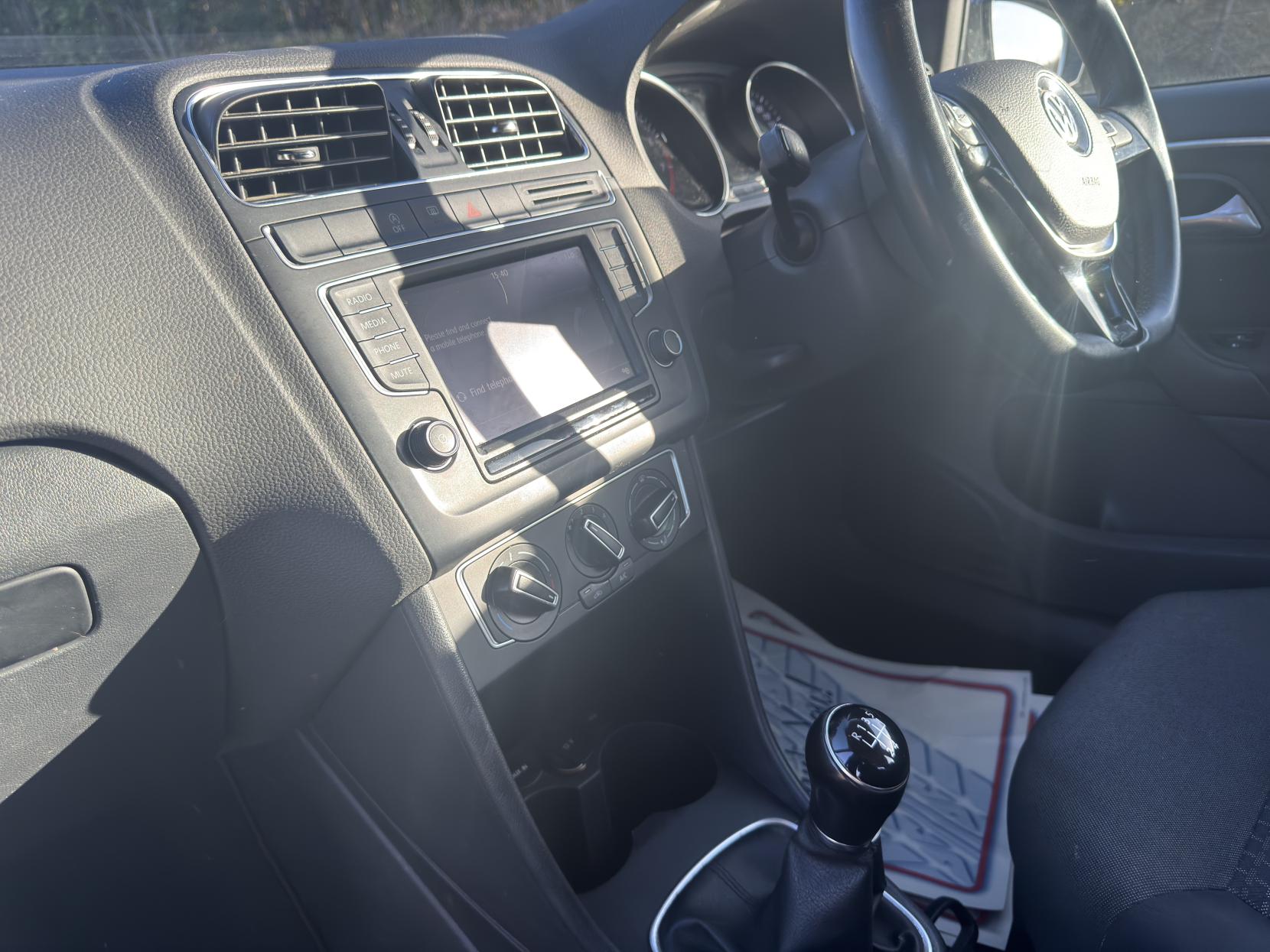 Volkswagen Polo 1.2 TSI BlueMotion Tech SE Hatchback 3dr Petrol Manual Euro 6 (s/s) (90 ps)