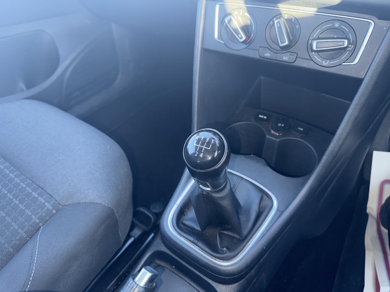 Volkswagen Polo 1.2 TSI BlueMotion Tech SE Hatchback 3dr Petrol Manual Euro 6 (s/s) (90 ps)