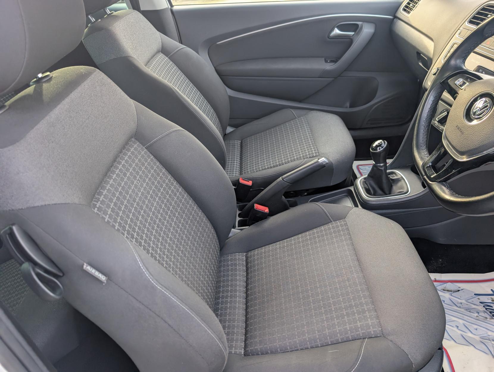 Volkswagen Polo 1.2 TSI BlueMotion Tech SE Hatchback 3dr Petrol Manual Euro 6 (s/s) (90 ps)