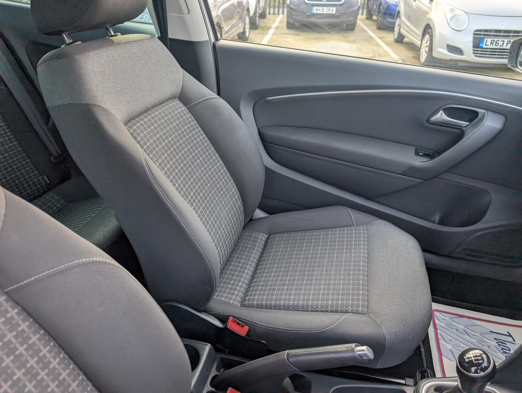 Volkswagen Polo 1.2 TSI BlueMotion Tech SE Hatchback 3dr Petrol Manual Euro 6 (s/s) (90 ps)