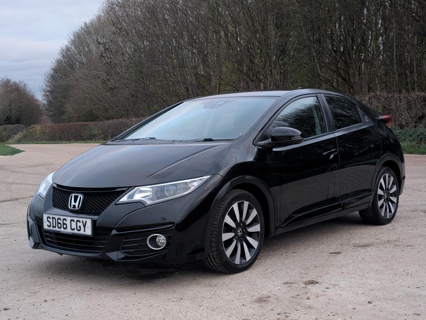 Honda Civic 1.8 i-VTEC SE Plus (Navi) Hatchback 5dr Petrol Auto Euro 6 (142 ps)