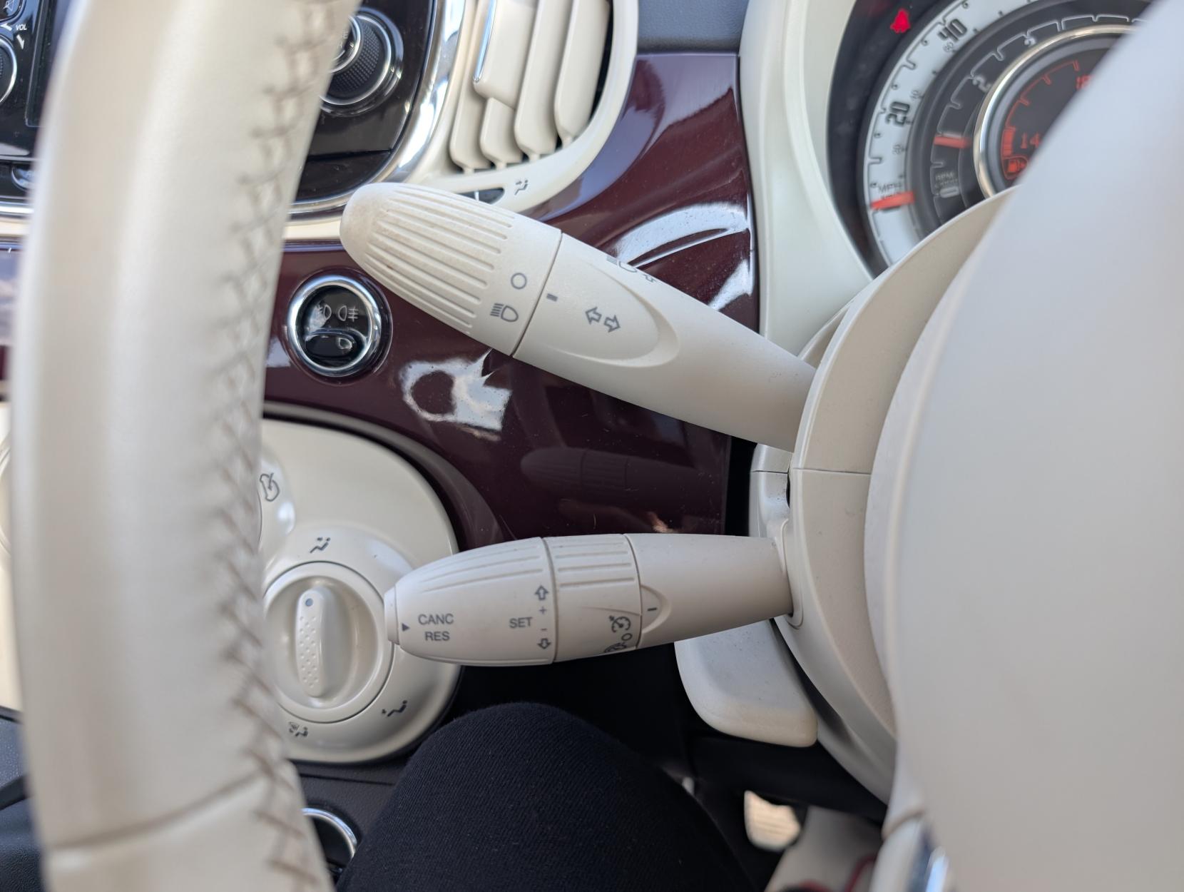 Fiat 500 1.2 Lounge Hatchback 3dr Petrol Manual Euro 6 (s/s) (69 bhp)