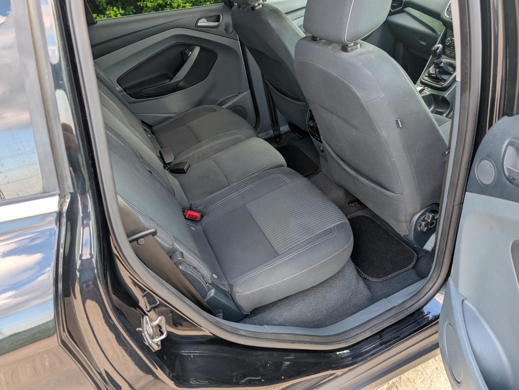 Ford C-Max 1.6 Titanium MPV 5dr Petrol Manual Euro 5 (125 ps)