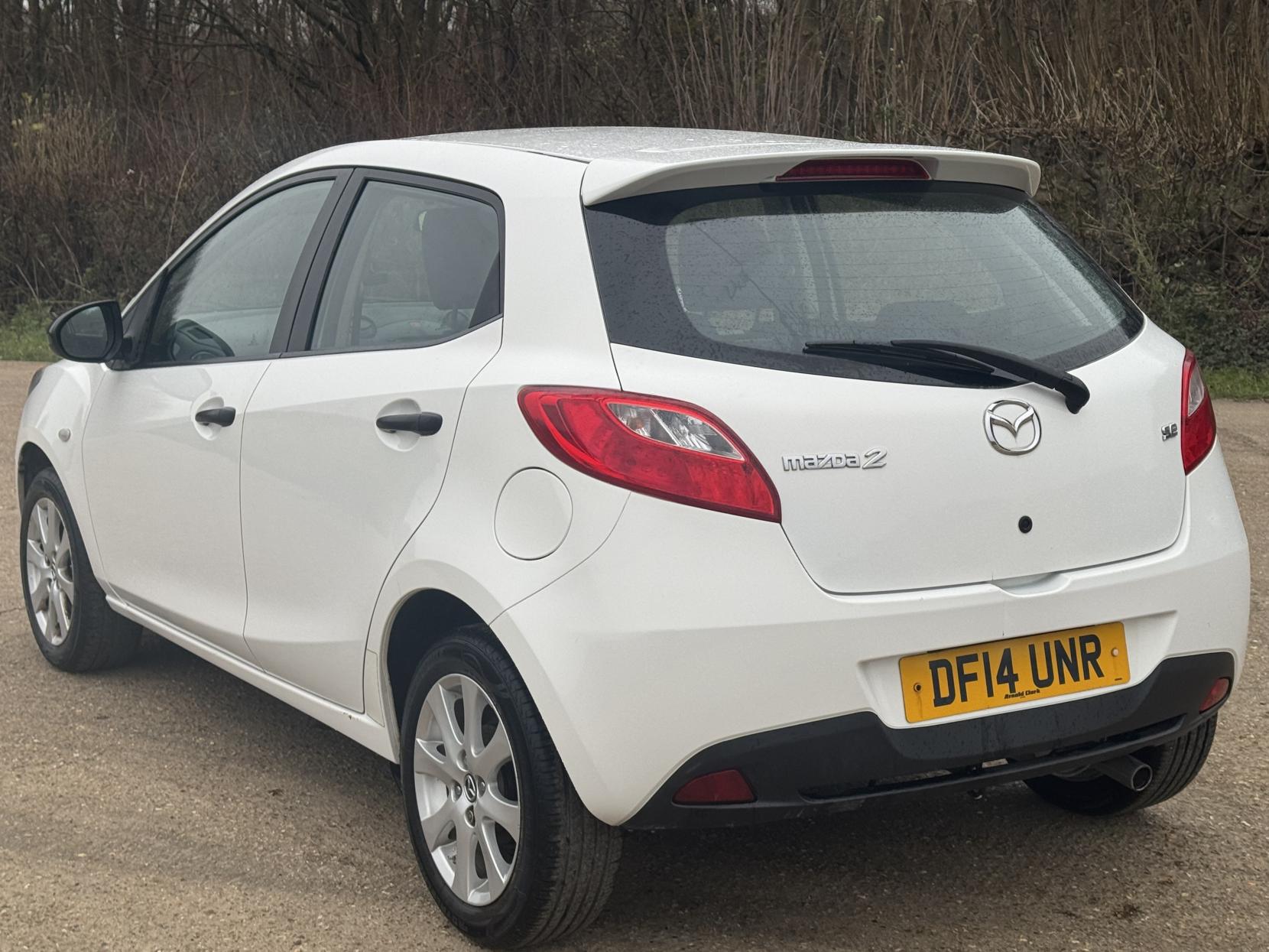 Mazda Mazda2 1.3 SE Hatchback 5dr Petrol Manual Euro 5 (a/c) (75 ps)