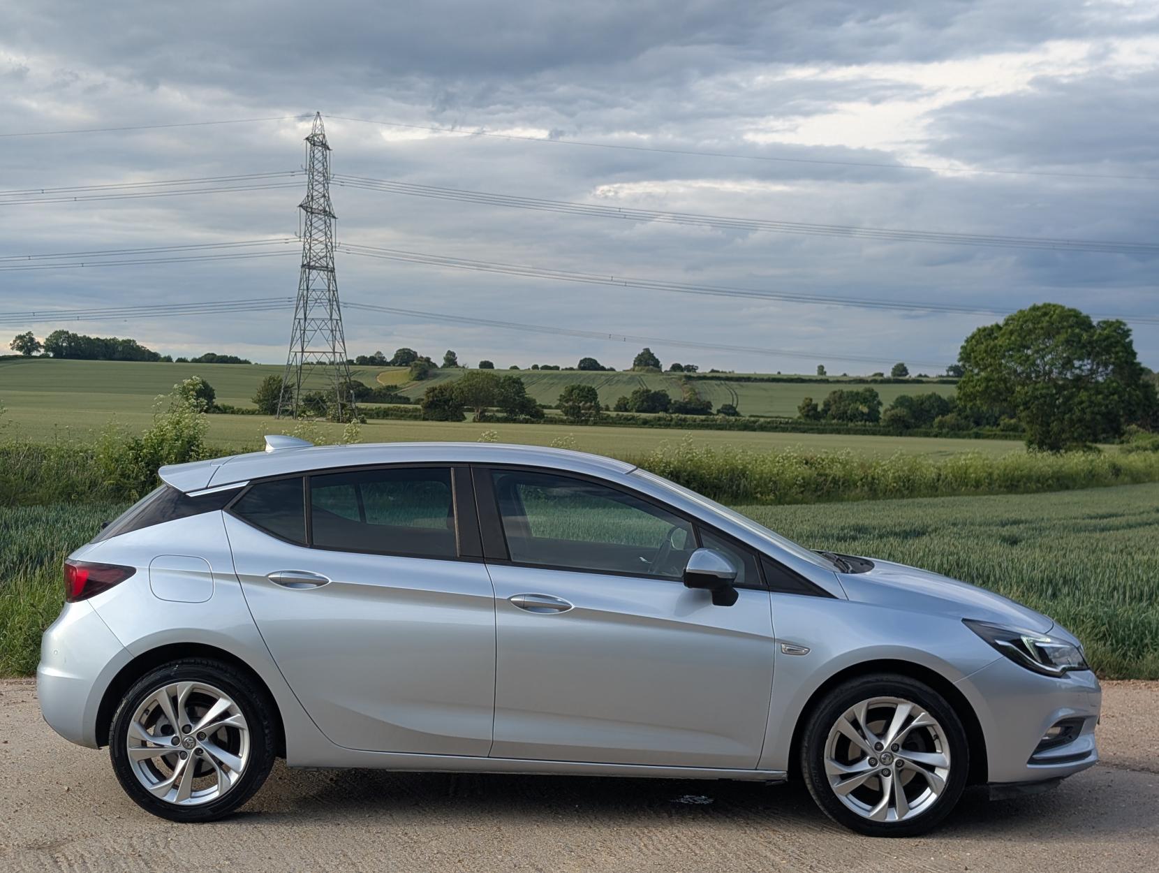 Vauxhall Astra 1.4i Turbo SRi Hatchback 5dr Petrol Manual Euro 6 (150 ps)
