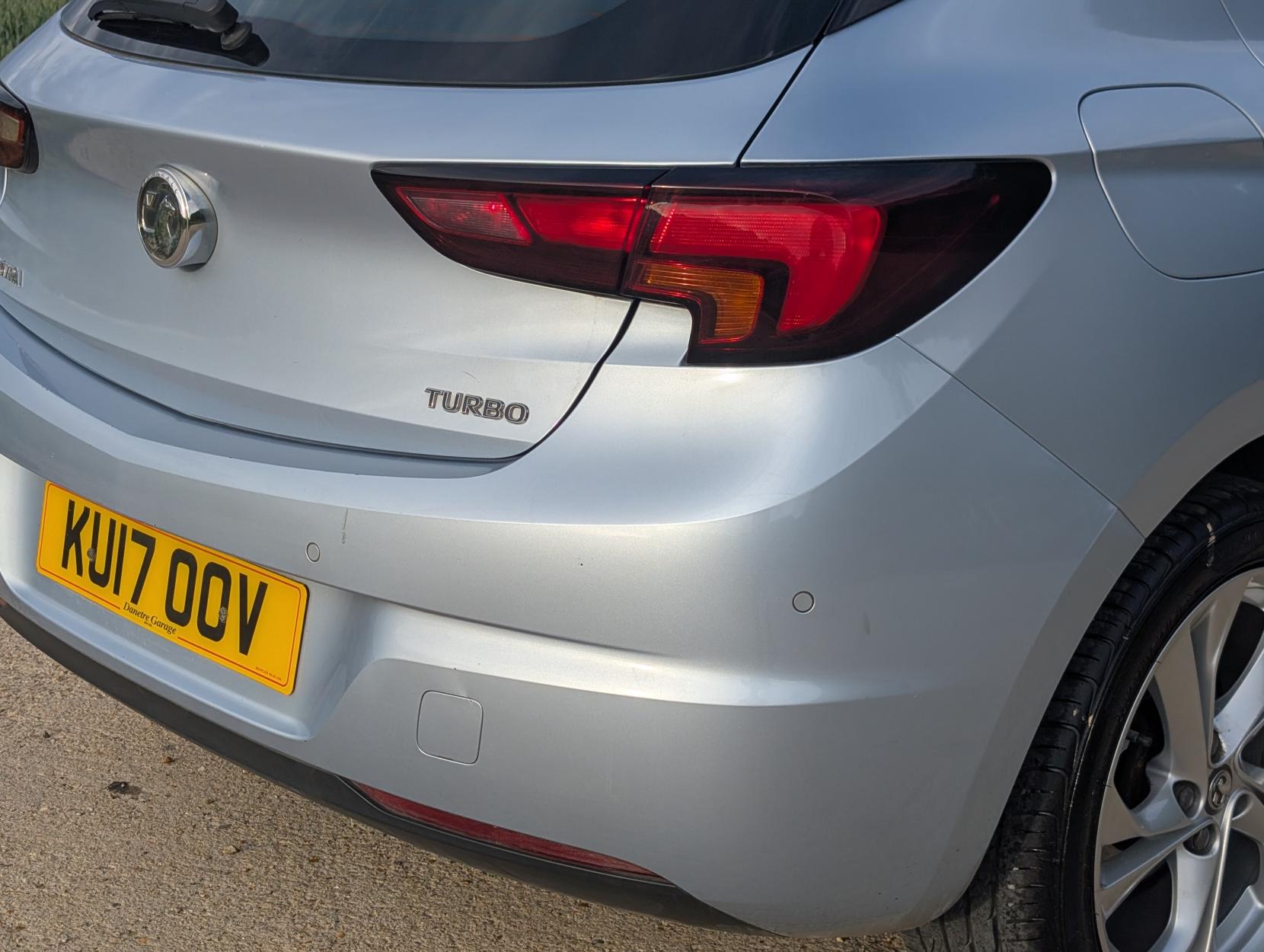 Vauxhall Astra 1.4i Turbo SRi Hatchback 5dr Petrol Manual Euro 6 (150 ps)