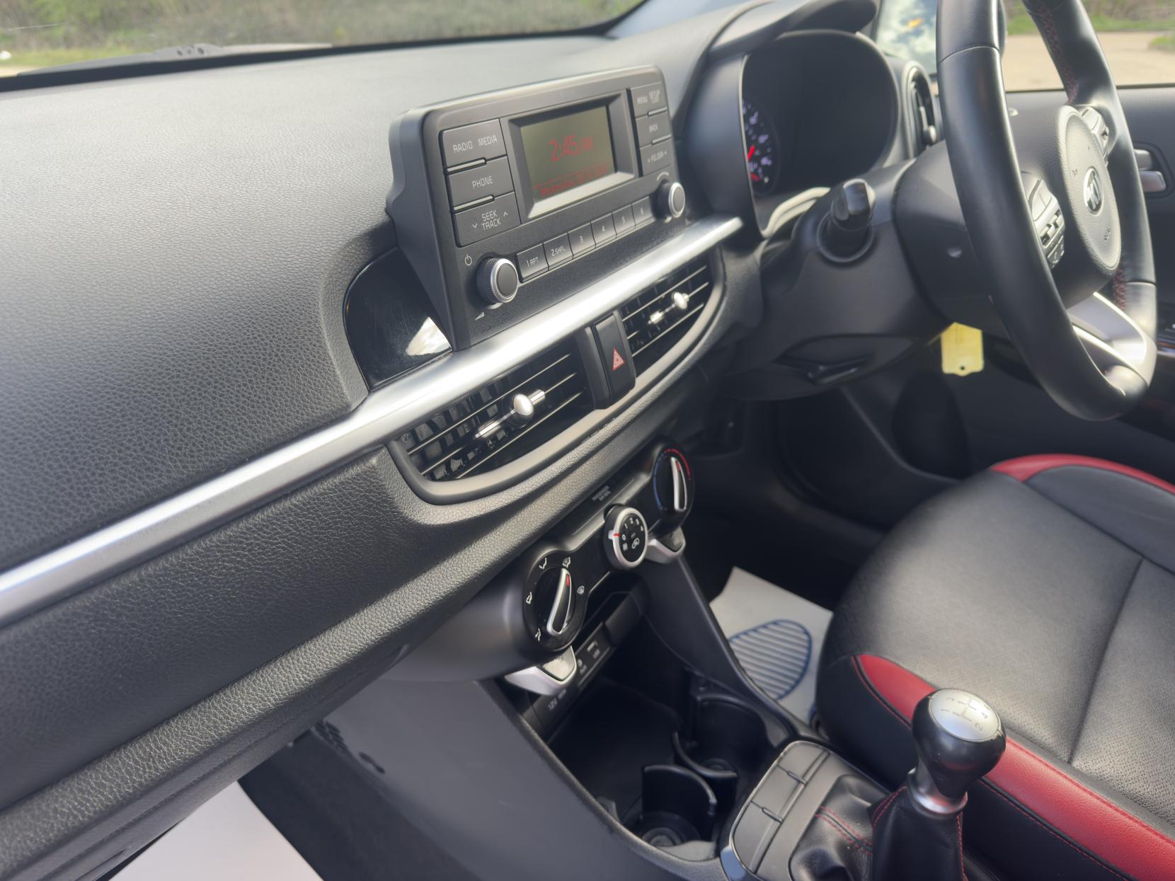 Kia Picanto 1.0 GT-Line Hatchback 5dr Petrol Manual Euro 6 (66 bhp)