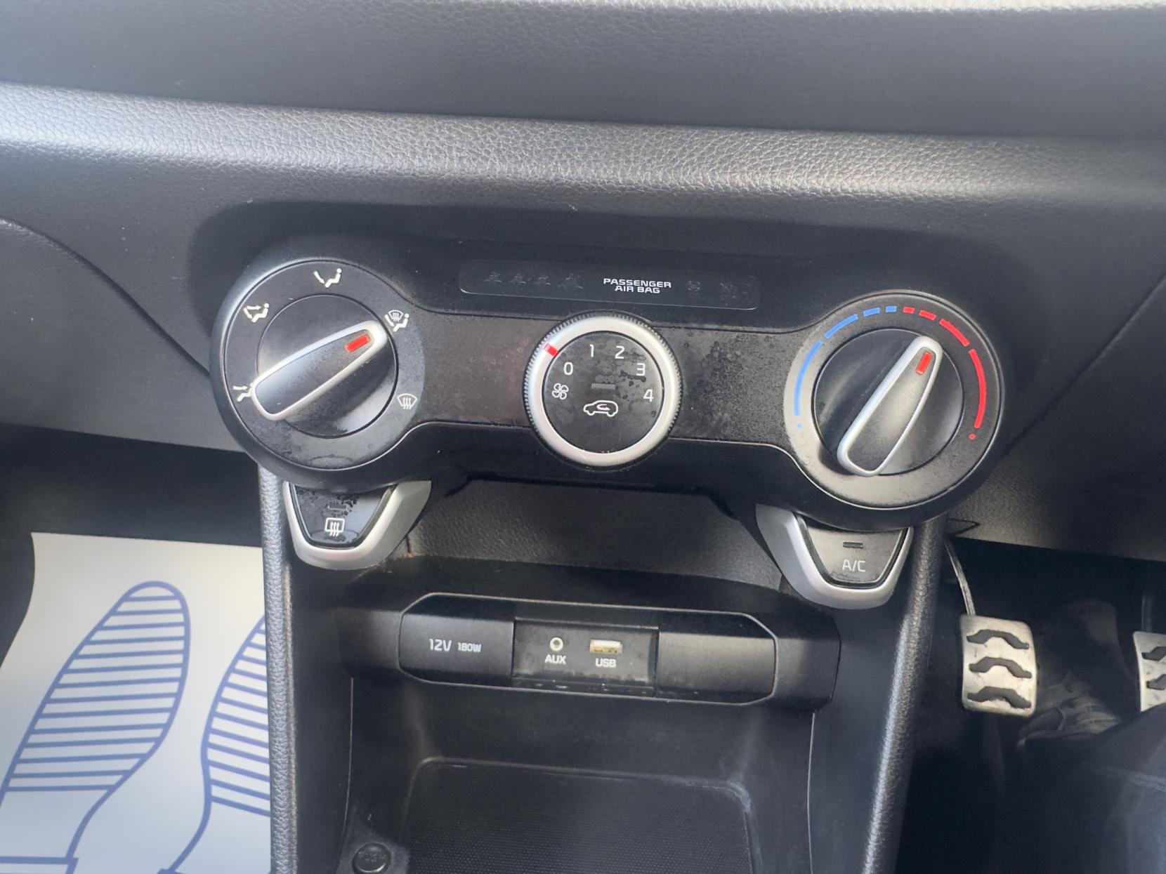 Kia Picanto 1.0 GT-Line Hatchback 5dr Petrol Manual Euro 6 (66 bhp)