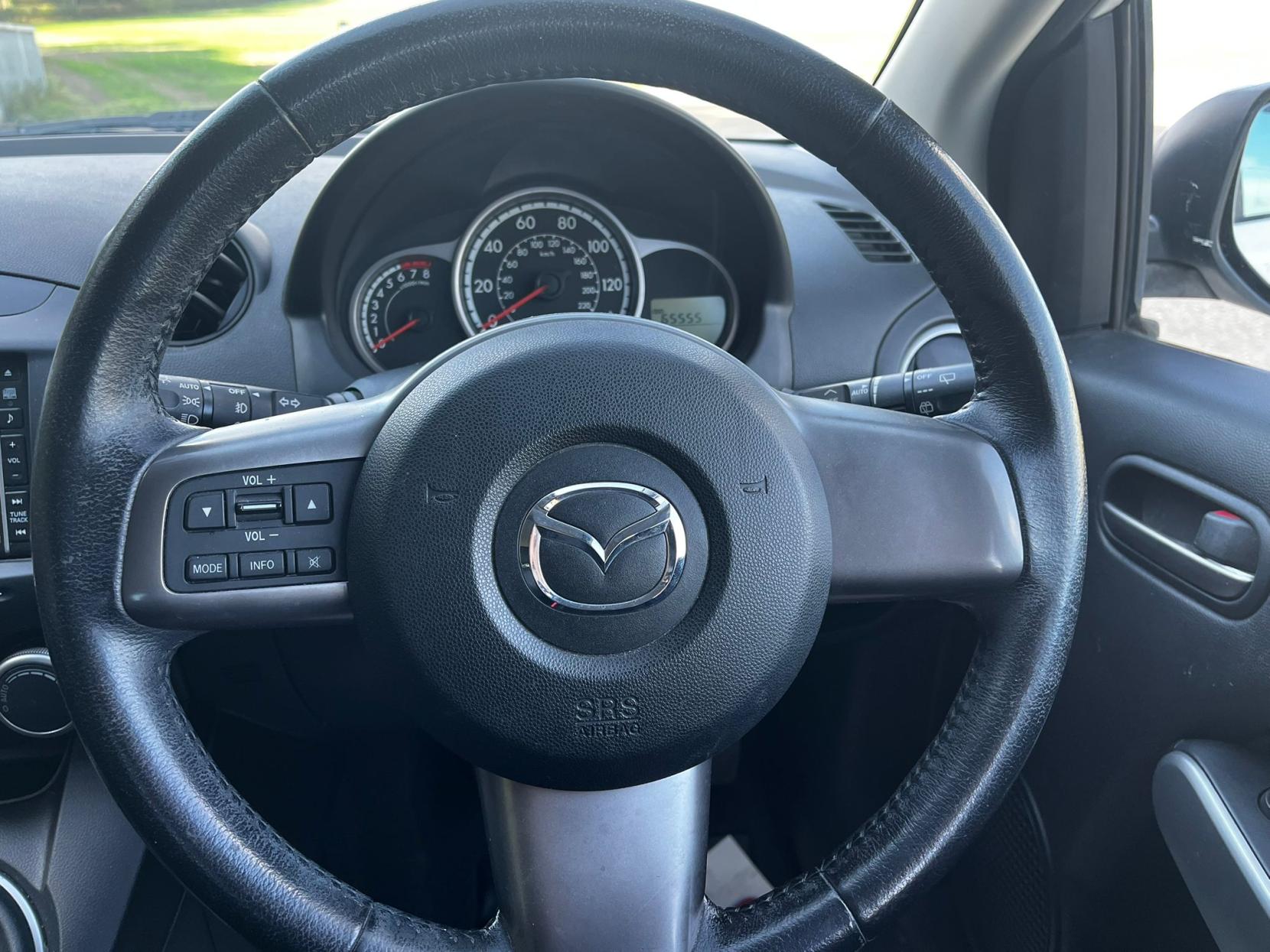 Mazda Mazda2 1.3 Venture Hatchback 5dr Petrol Manual Euro 5 (84 ps)