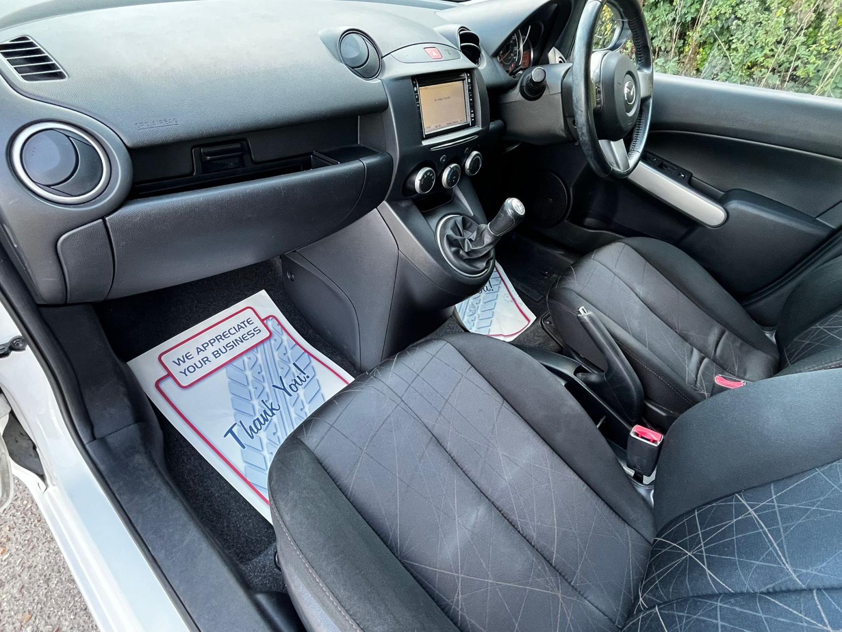 Mazda Mazda2 1.3 Venture Hatchback 5dr Petrol Manual Euro 5 (84 ps)