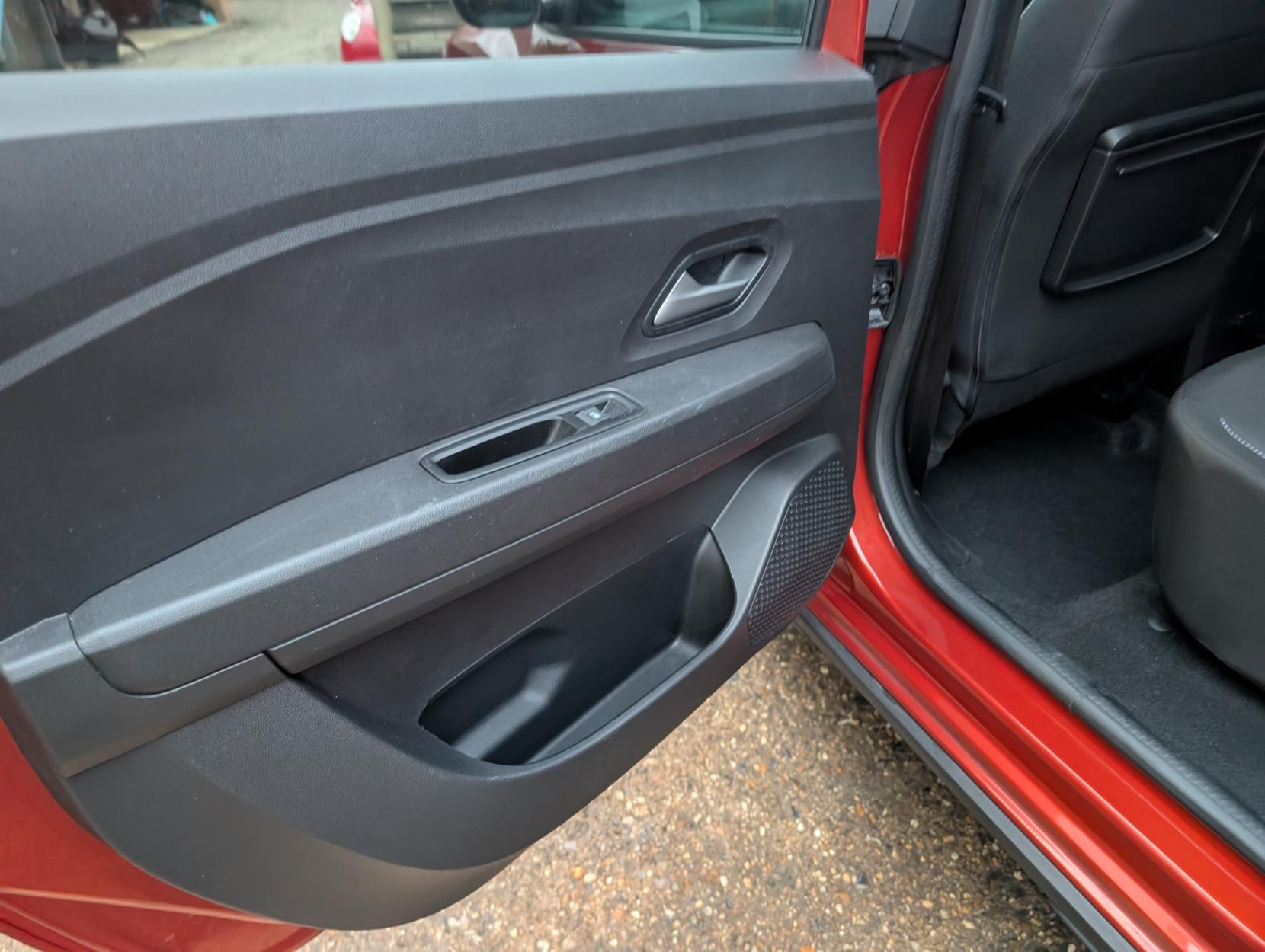 Dacia Jogger 1.0 TCe Extreme SE MPV 5dr Petrol Manual Euro 6 (s/s) (110 ps)