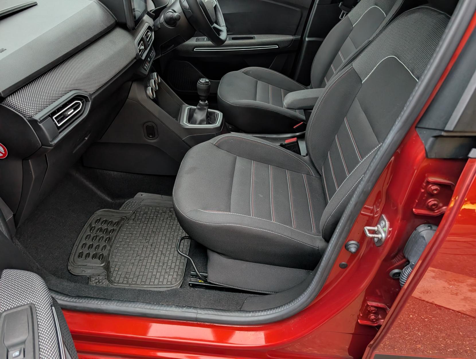 Dacia Jogger 1.0 TCe Extreme SE MPV 5dr Petrol Manual Euro 6 (s/s) (110 ps)