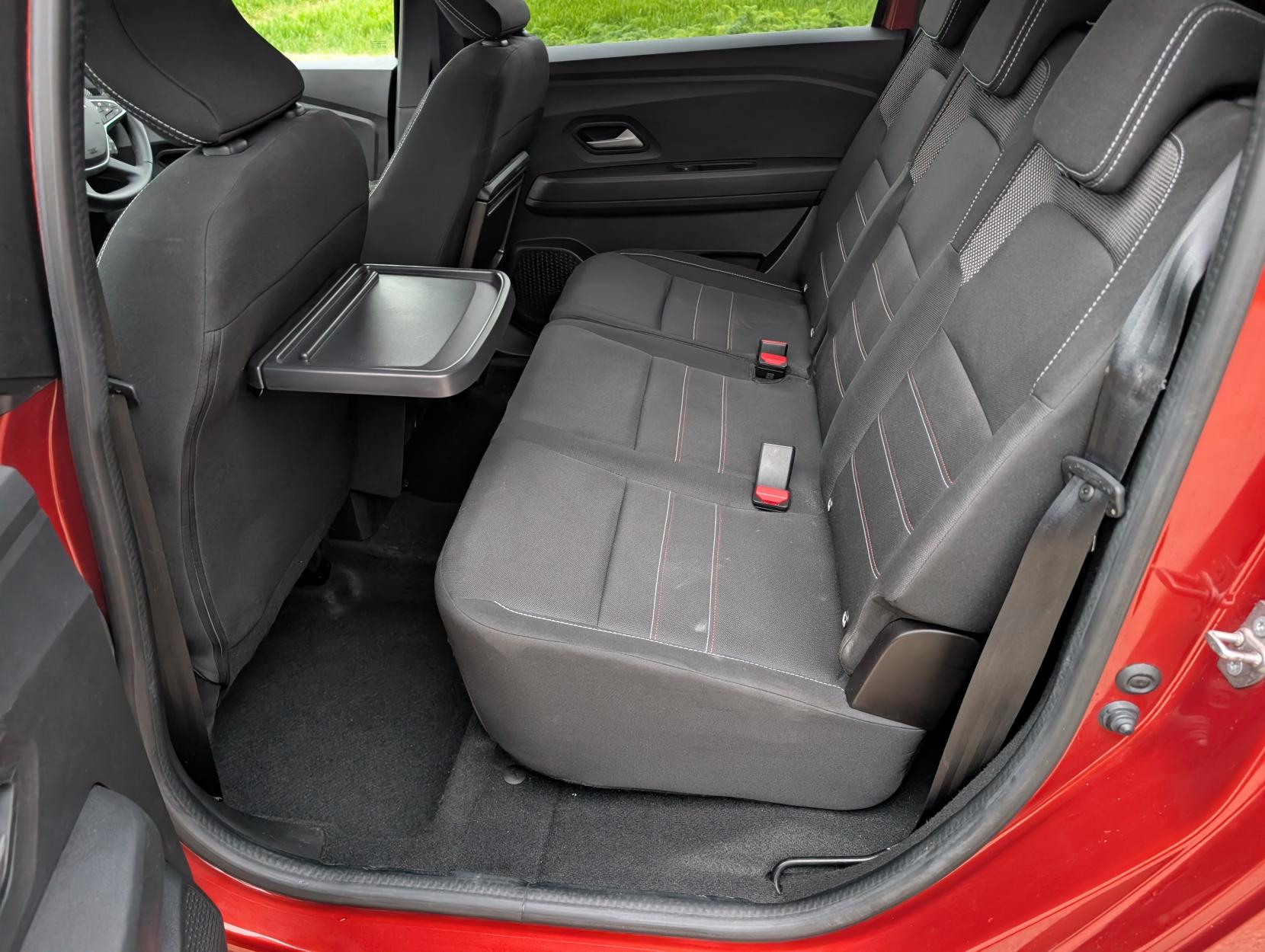 Dacia Jogger 1.0 TCe Extreme SE MPV 5dr Petrol Manual Euro 6 (s/s) (110 ps)