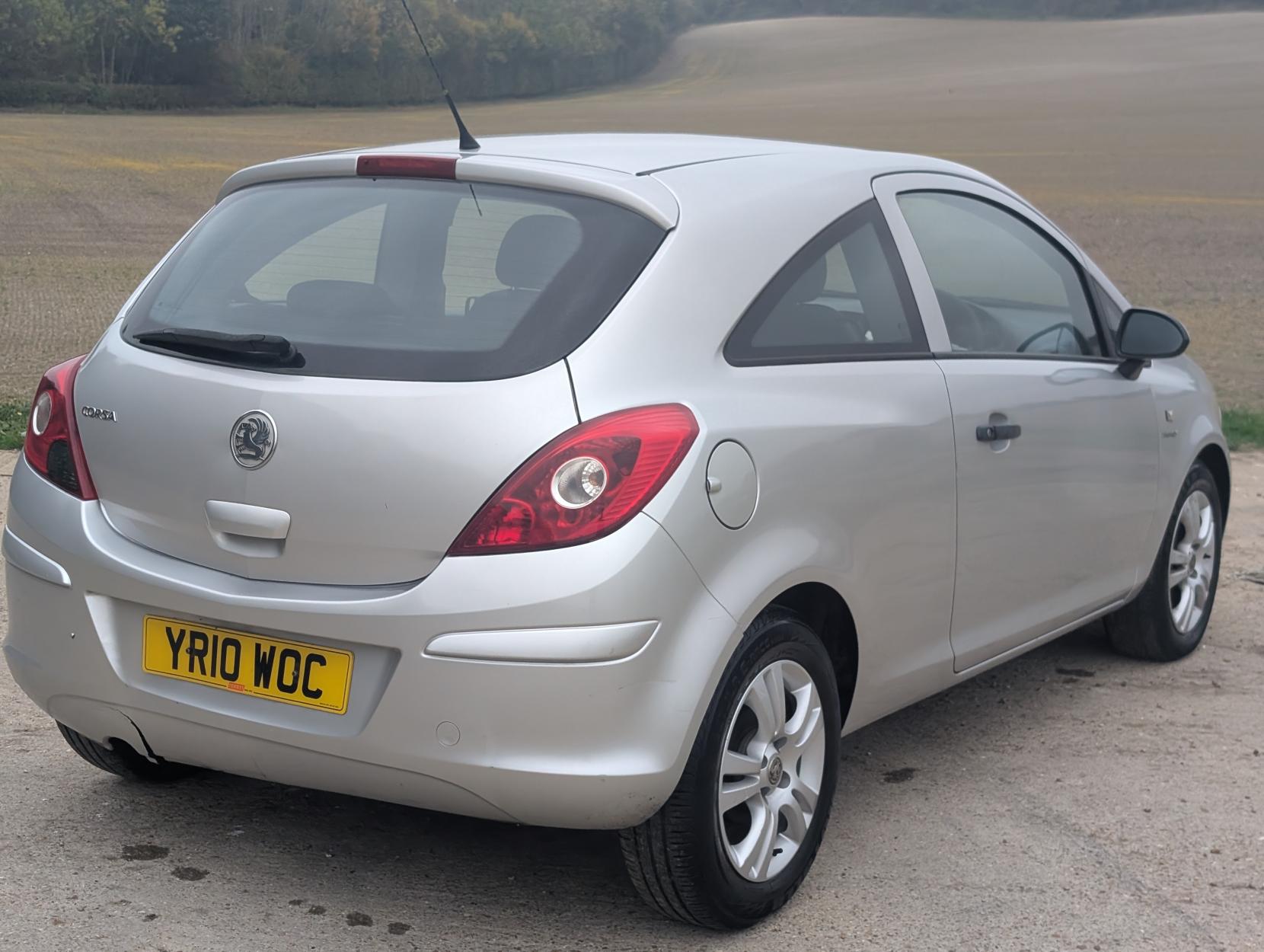 Vauxhall Corsa 1.0i ecoFLEX 12v Energy Hatchback 3dr Petrol Manual (a/c) (117 g/km, 64 bhp)