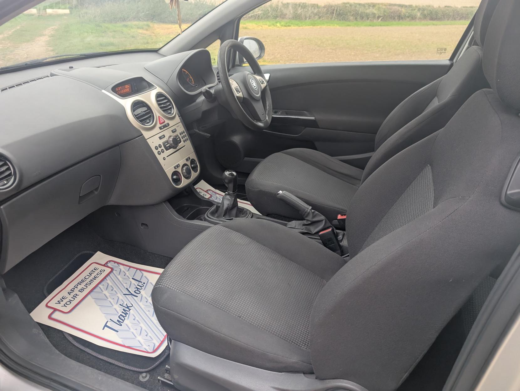 Vauxhall Corsa 1.0i ecoFLEX 12v Energy Hatchback 3dr Petrol Manual (a/c) (117 g/km, 64 bhp)