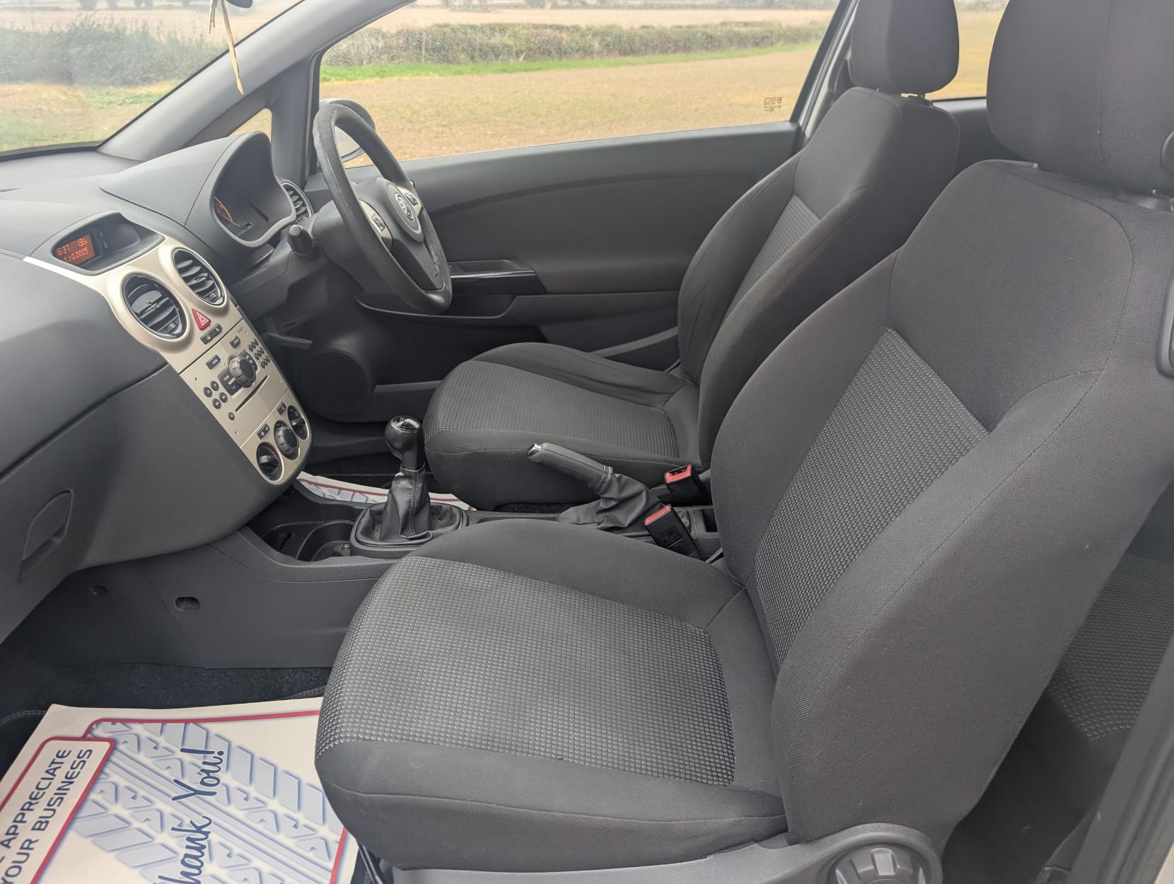 Vauxhall Corsa 1.0i ecoFLEX 12v Energy Hatchback 3dr Petrol Manual (a/c) (117 g/km, 64 bhp)