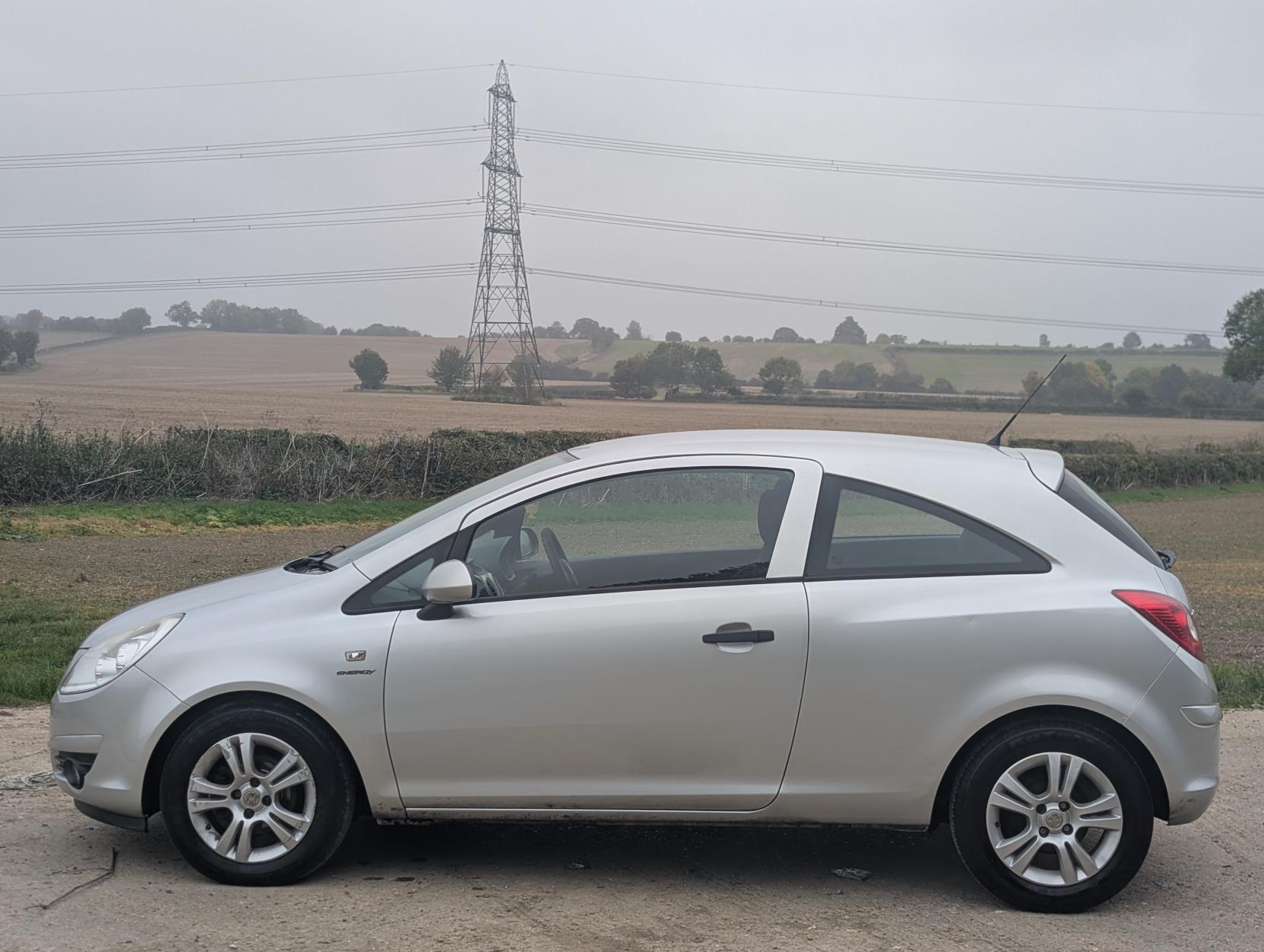 Vauxhall Corsa 1.0i ecoFLEX 12v Energy Hatchback 3dr Petrol Manual (a/c) (117 g/km, 64 bhp)