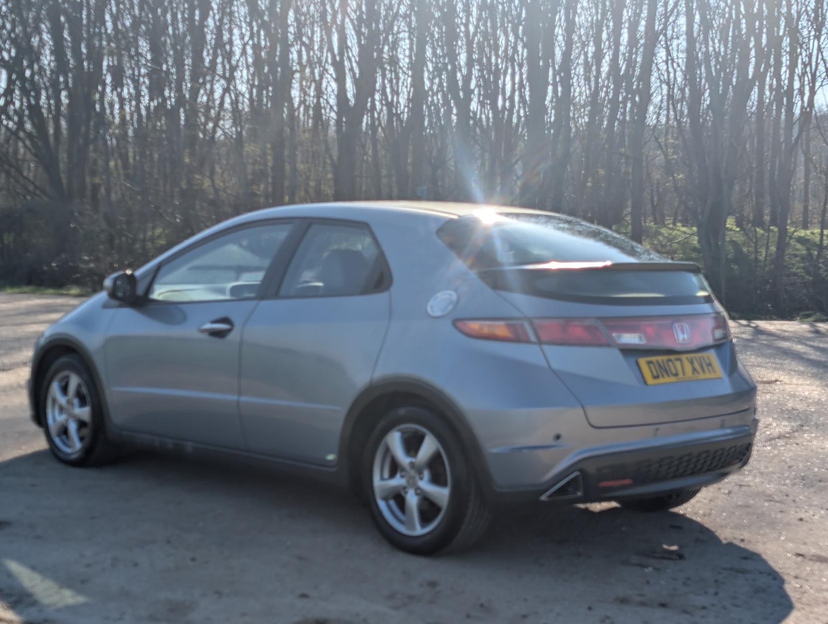 Honda Civic 1.8 i-VTEC SE Hatchback 5dr Petrol Manual (152 g/km, 138 bhp)