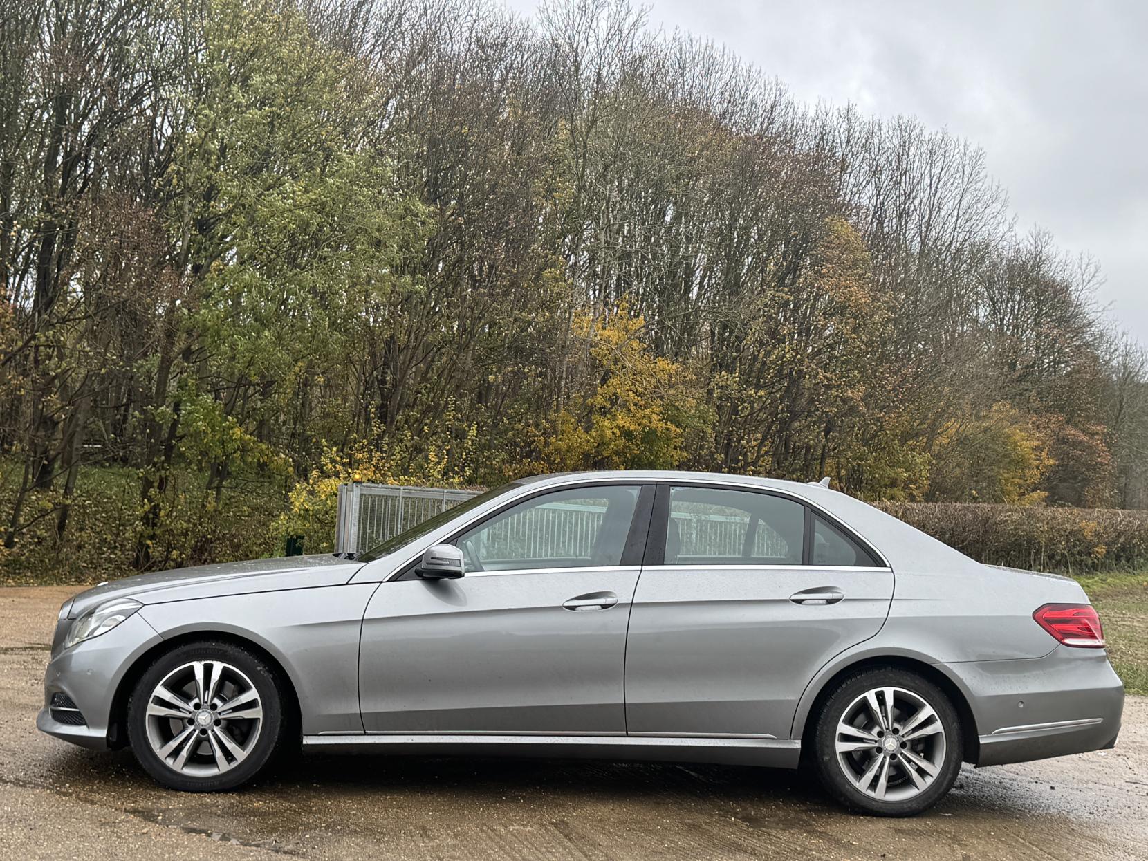 Mercedes-Benz E Class 2.1 E250 CDI SE Saloon 4dr Diesel G-Tronic+ Euro 5 (s/s) (204 ps)