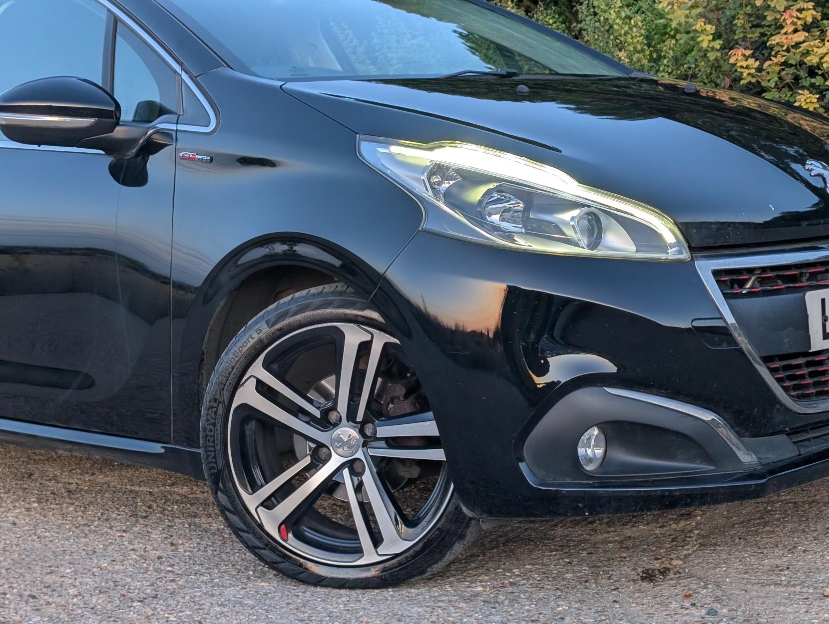 Peugeot 208 1.6 BlueHDi GT Line Hatchback 5dr Diesel Manual Euro 6 (100 ps)